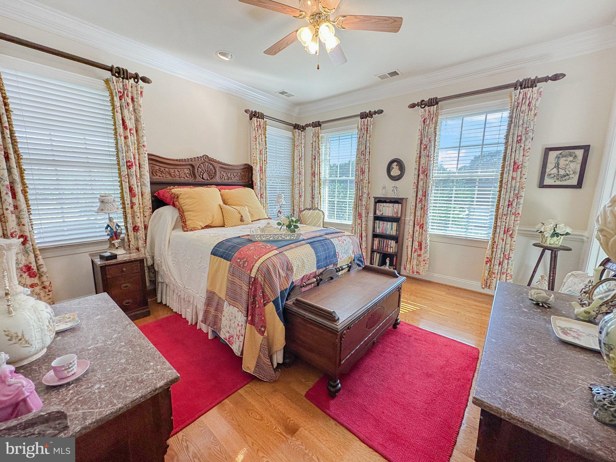 FARMINGTON VILLAGE - Residential