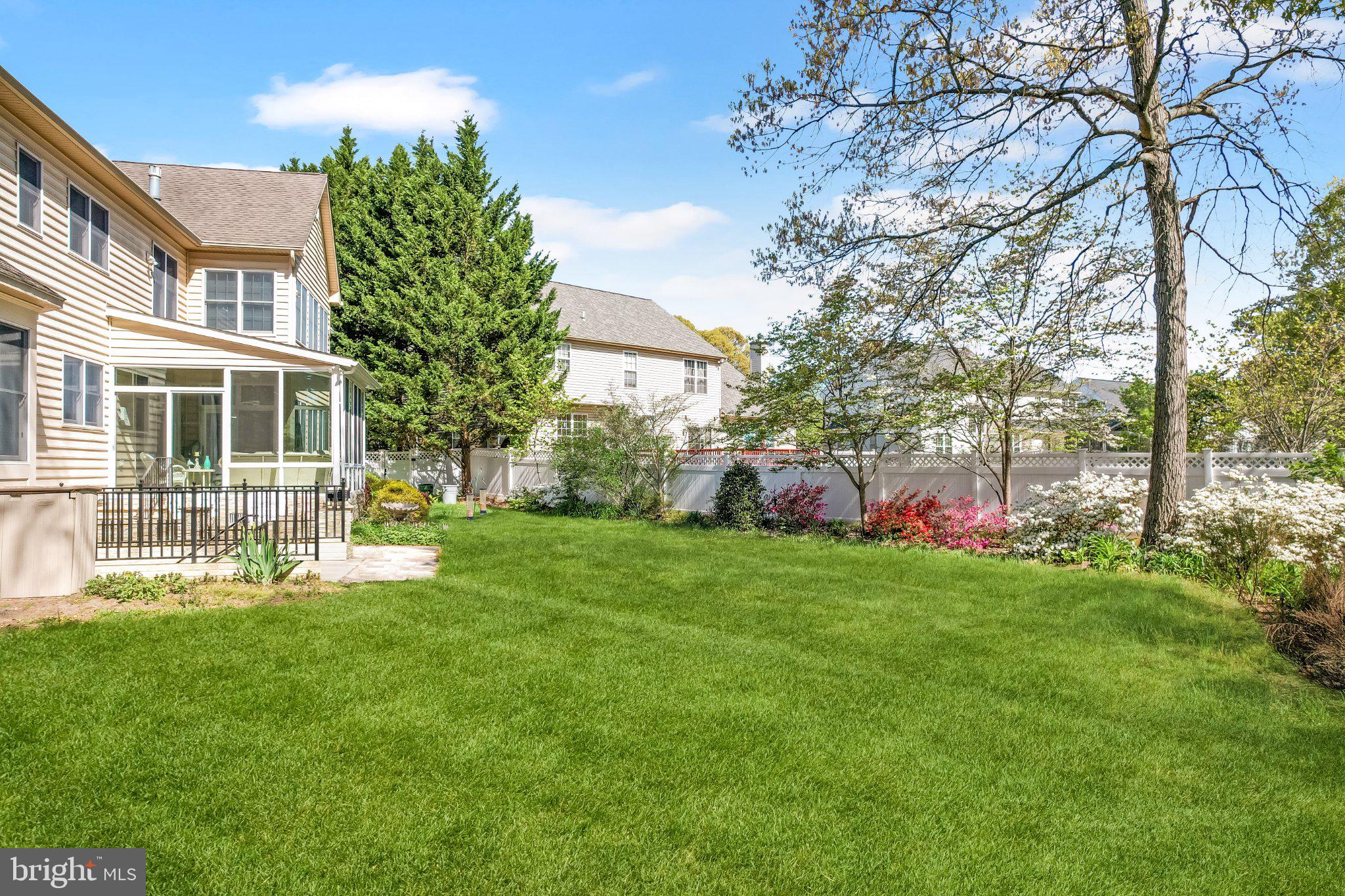 FARMINGTON VILLAGE - Residential