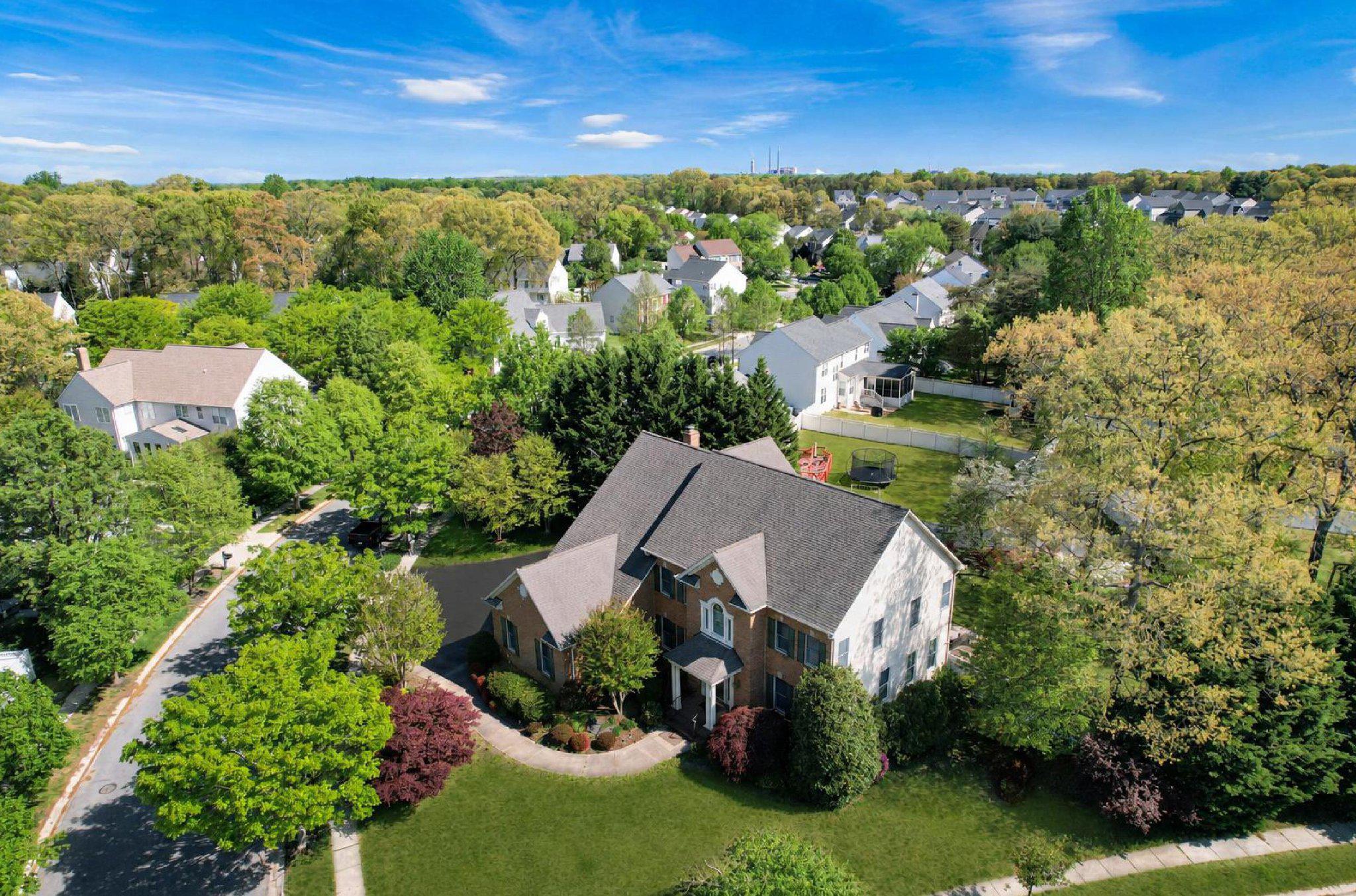 FARMINGTON VILLAGE - Residential