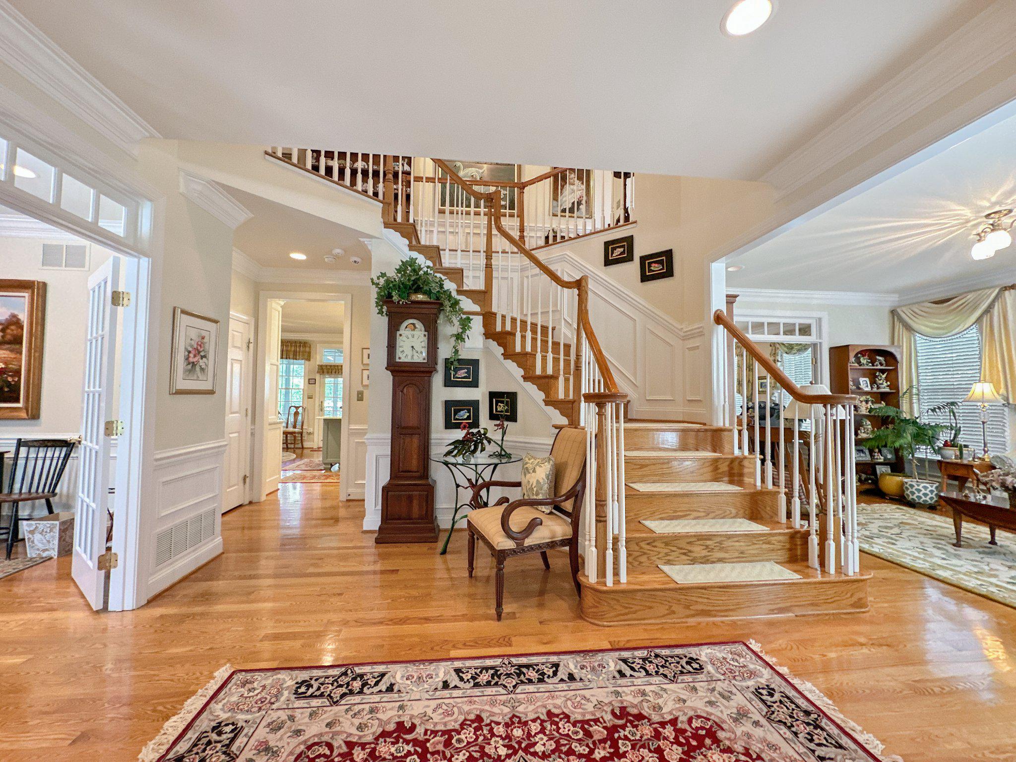 FARMINGTON VILLAGE - Residential