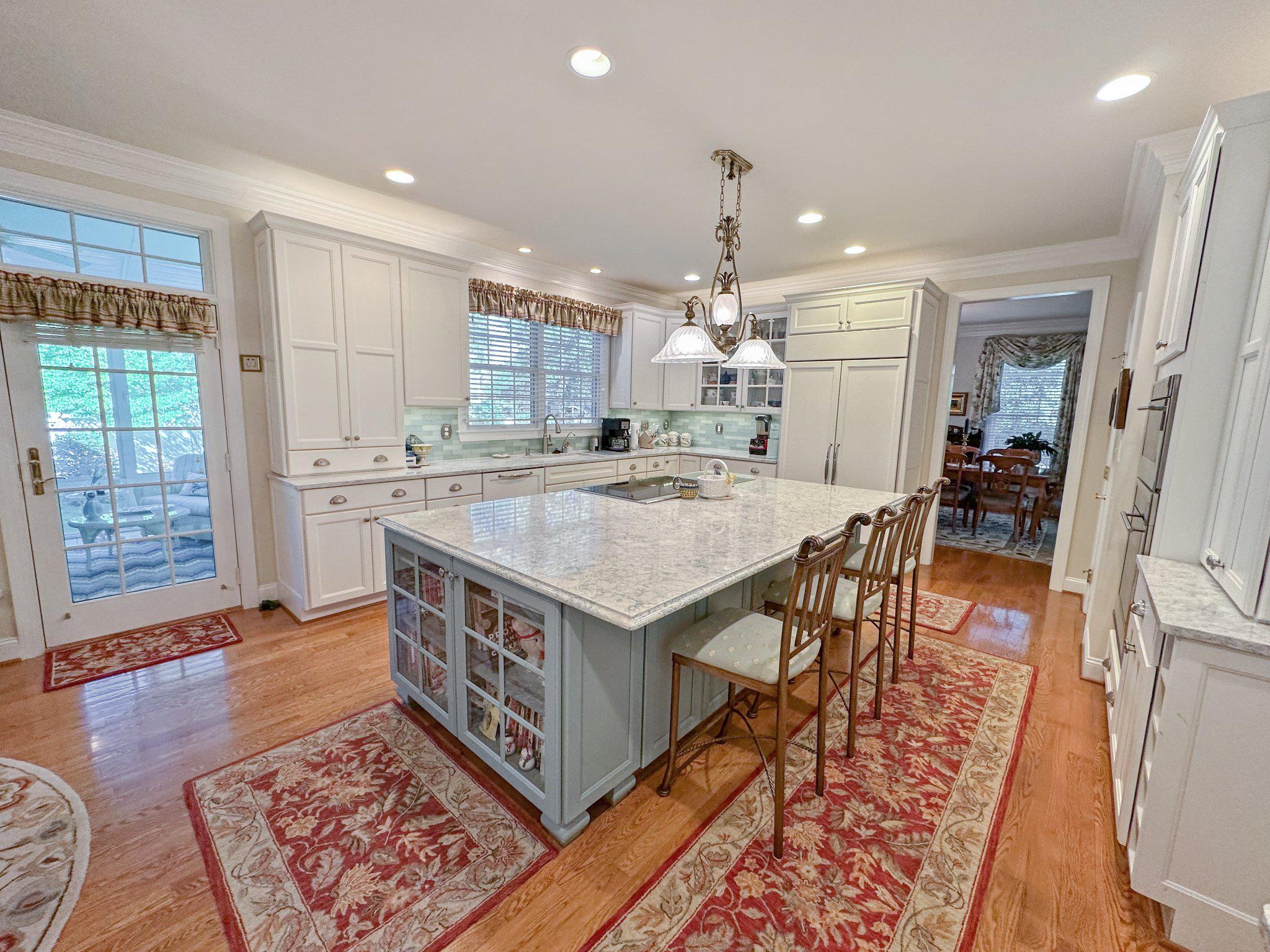 FARMINGTON VILLAGE - Residential