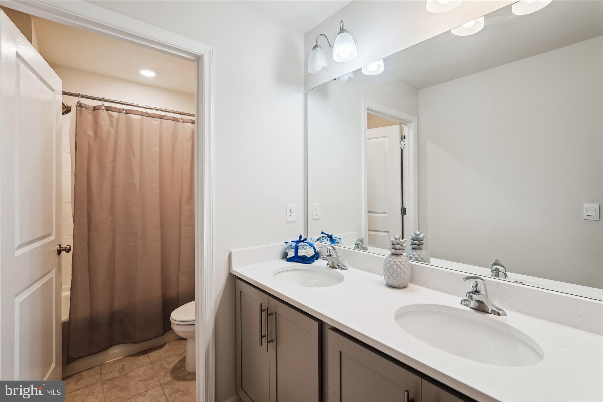 HERMITAGE - Residential