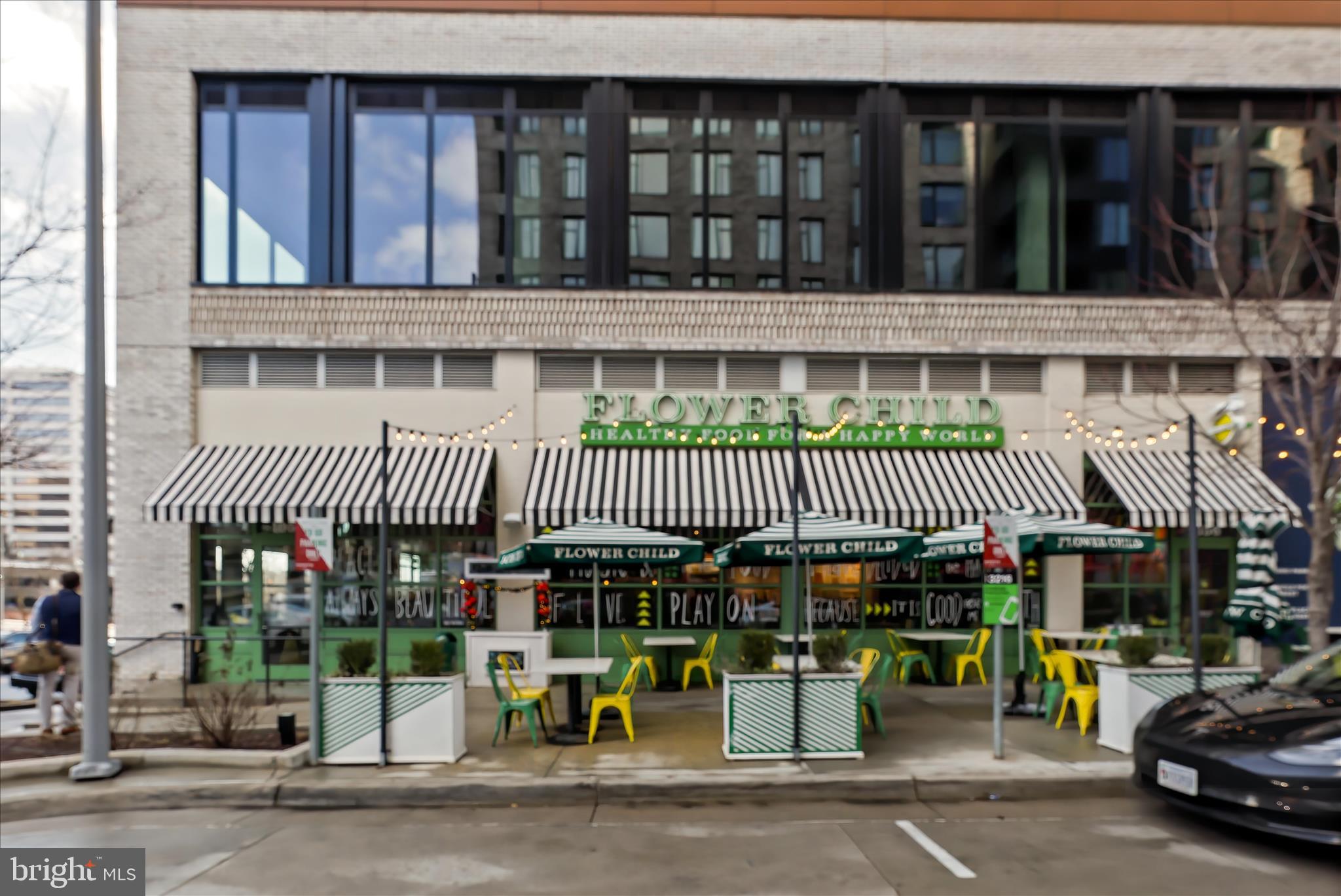 KINGS MANOR - Residential