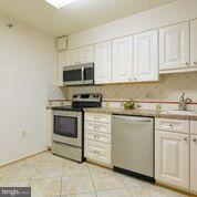 GREENS AT LEISURE WORLD - Residential