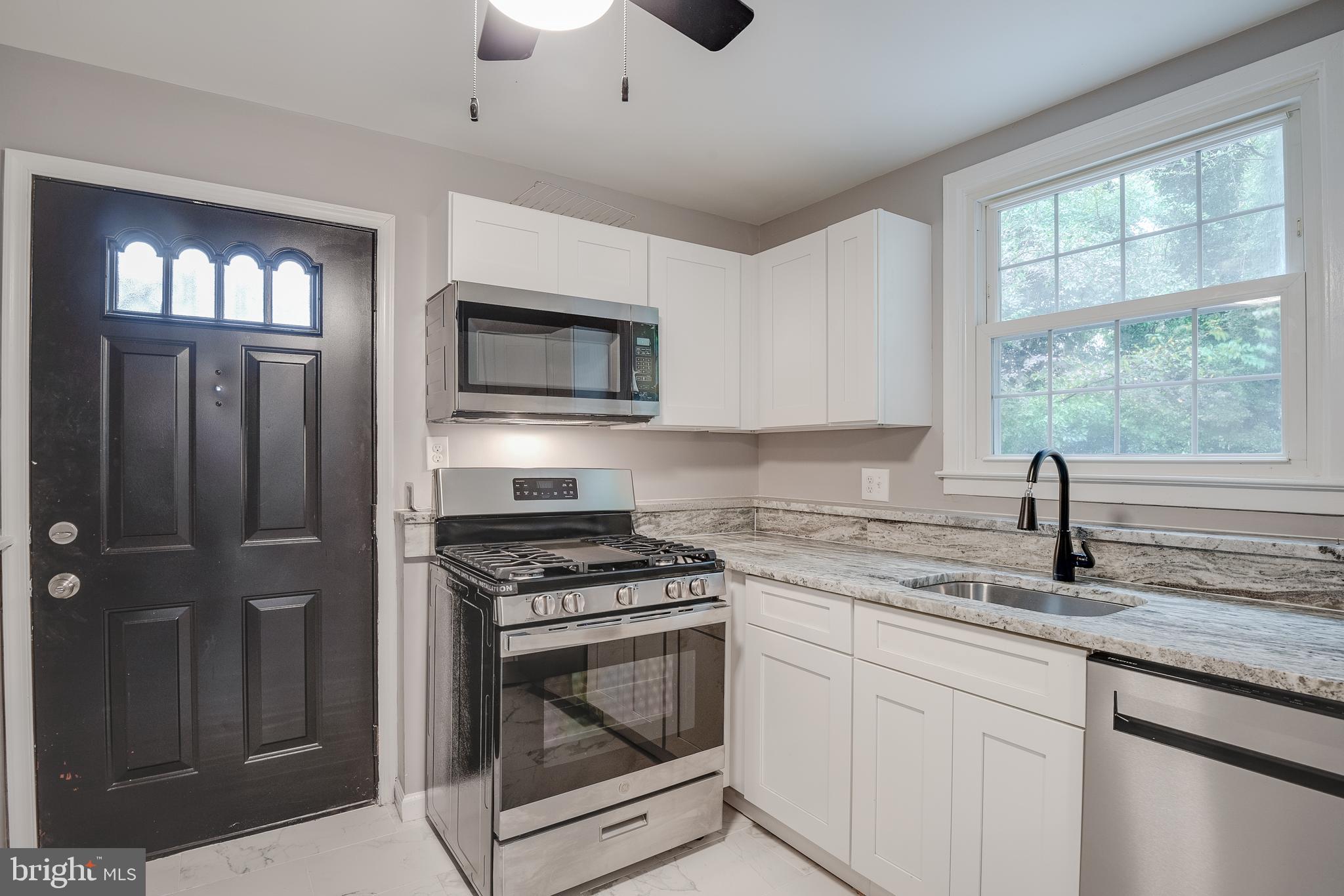 KIRBY HILL - Residential