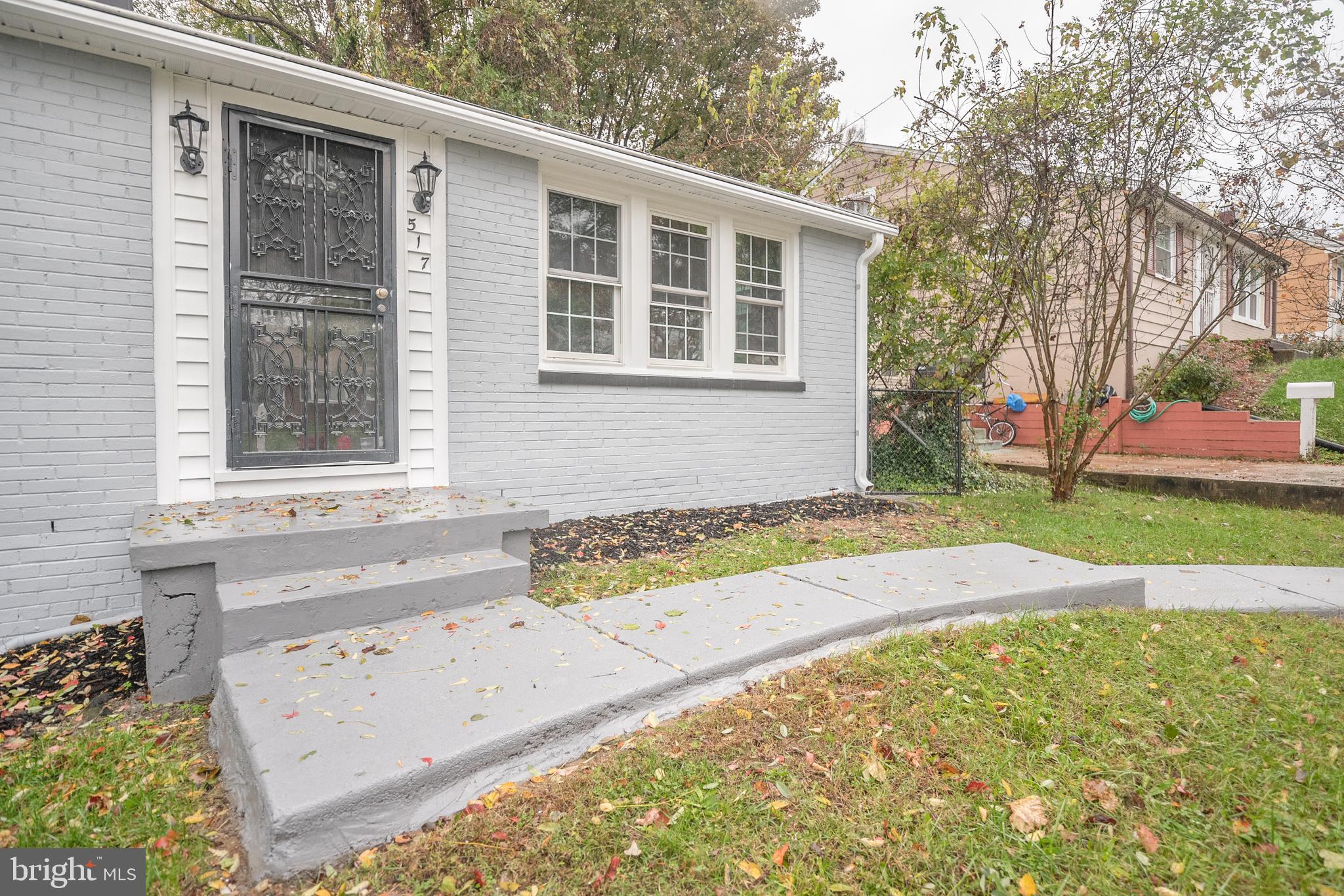 KIRBY HILL - Residential