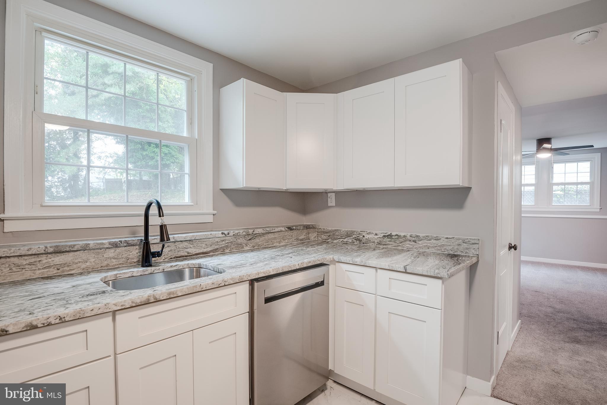 KIRBY HILL - Residential