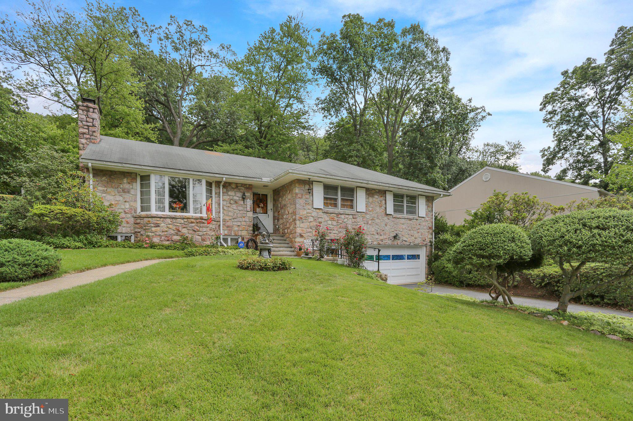1317 LORRAINE ROAD