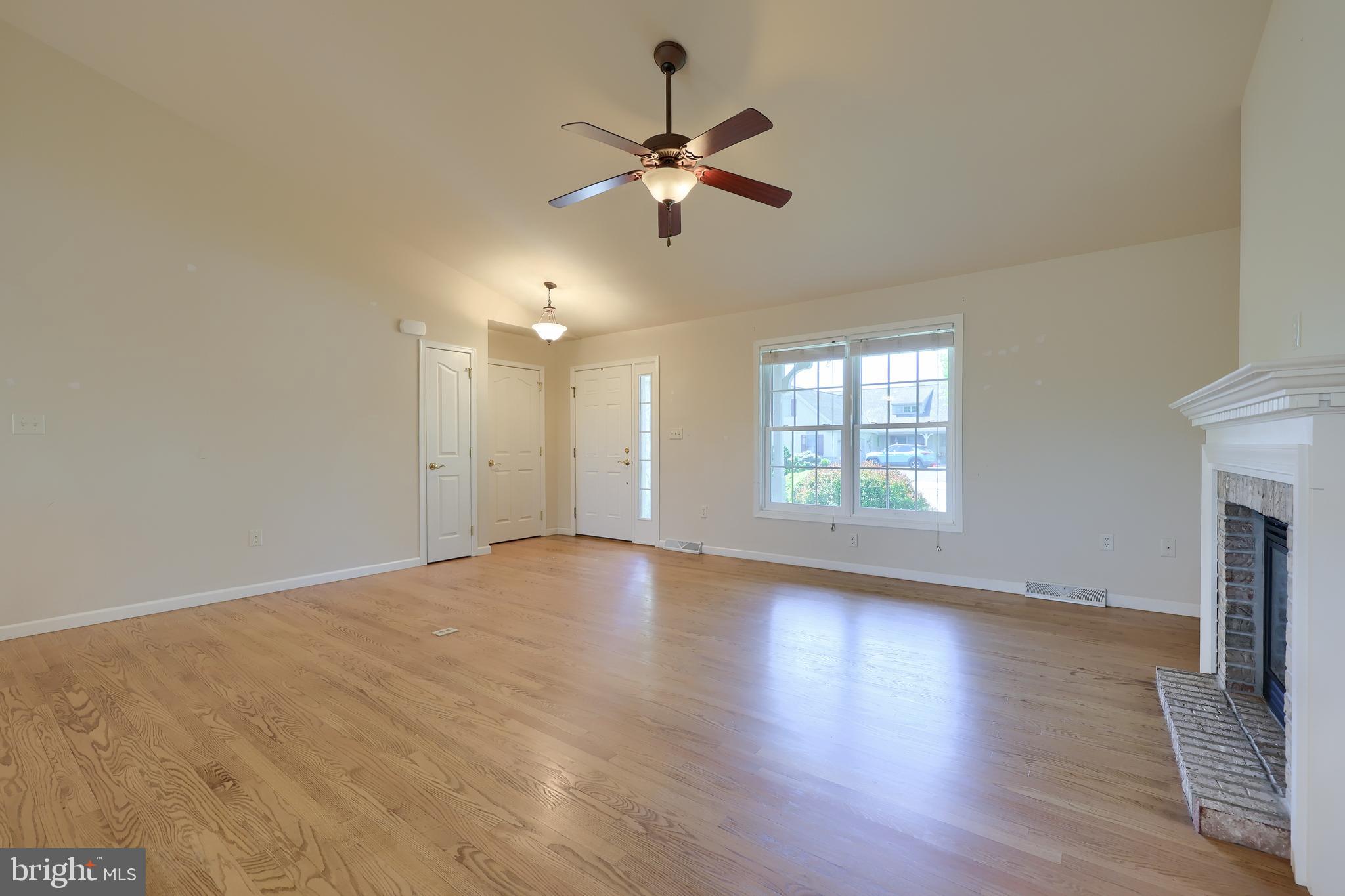 BROOKSHIRE - Residential