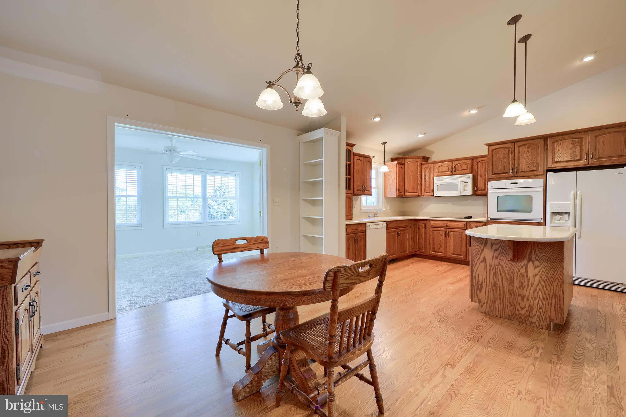 BROOKSHIRE - Residential