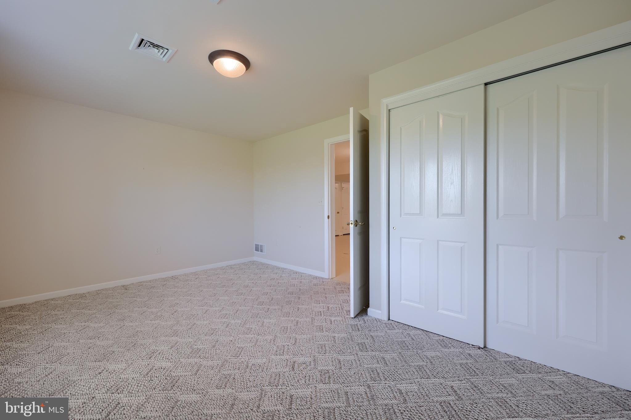 BROOKSHIRE - Residential