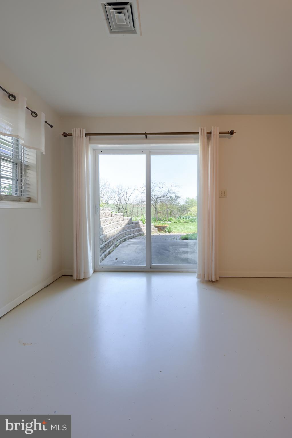 BROOKSHIRE - Residential