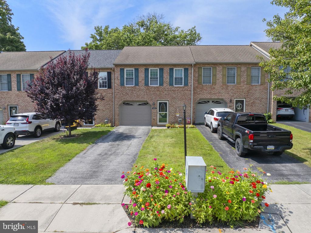 Photo of 659 Hartman Avenue, HANOVER, PA 17331 (MLS # PAYK2089946)