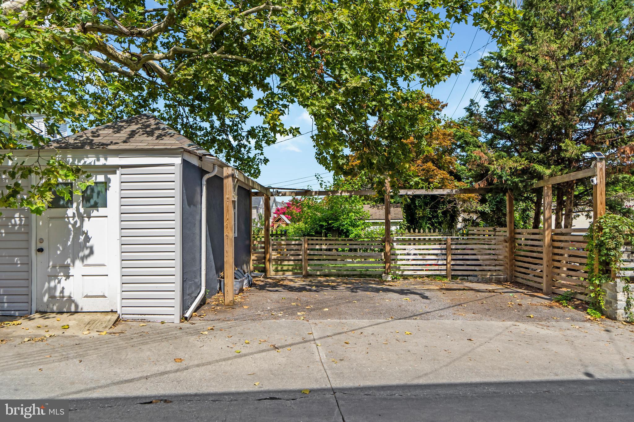 HAMILTON HEIGHTS - Residential