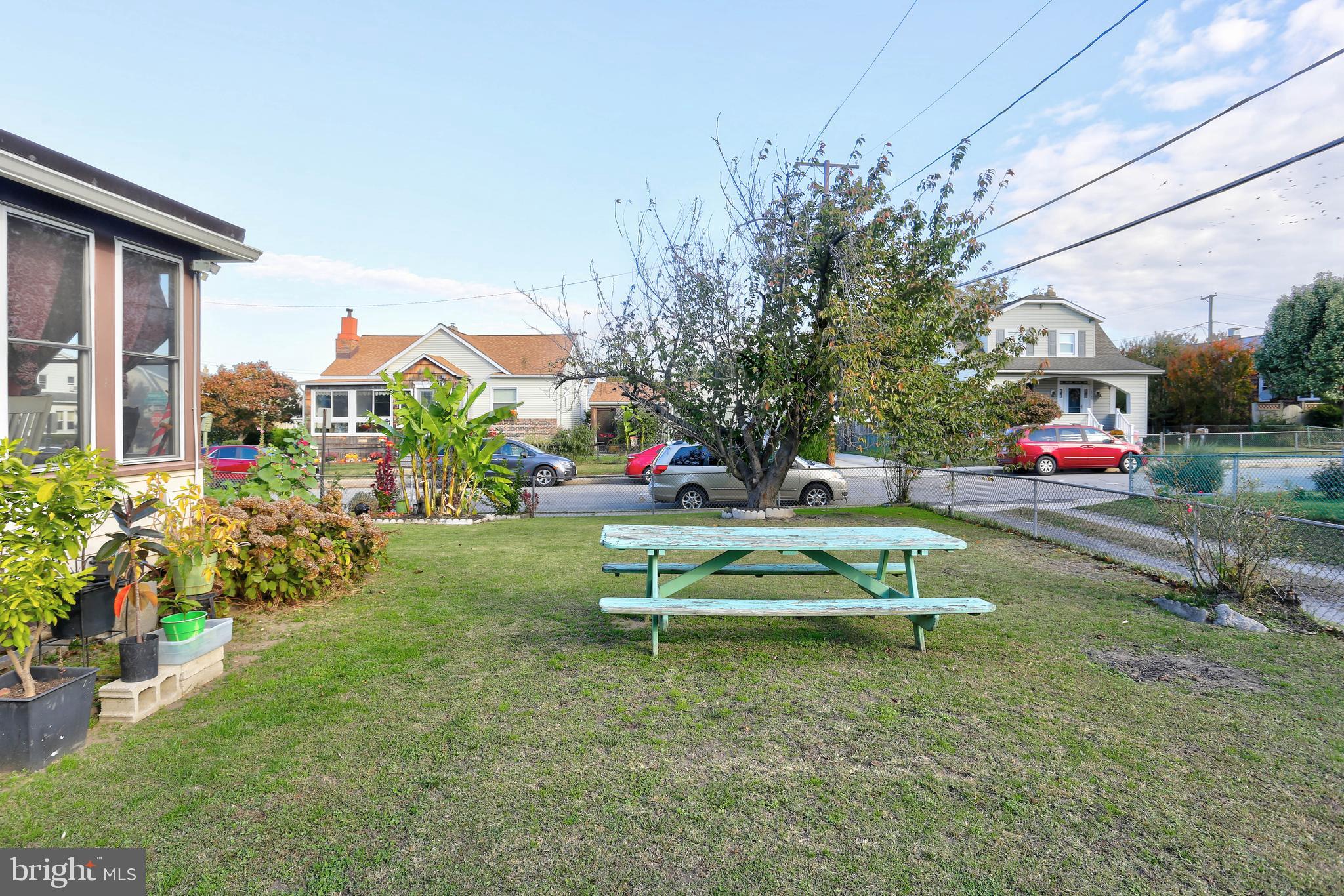 LORRAINE PARK - Residential