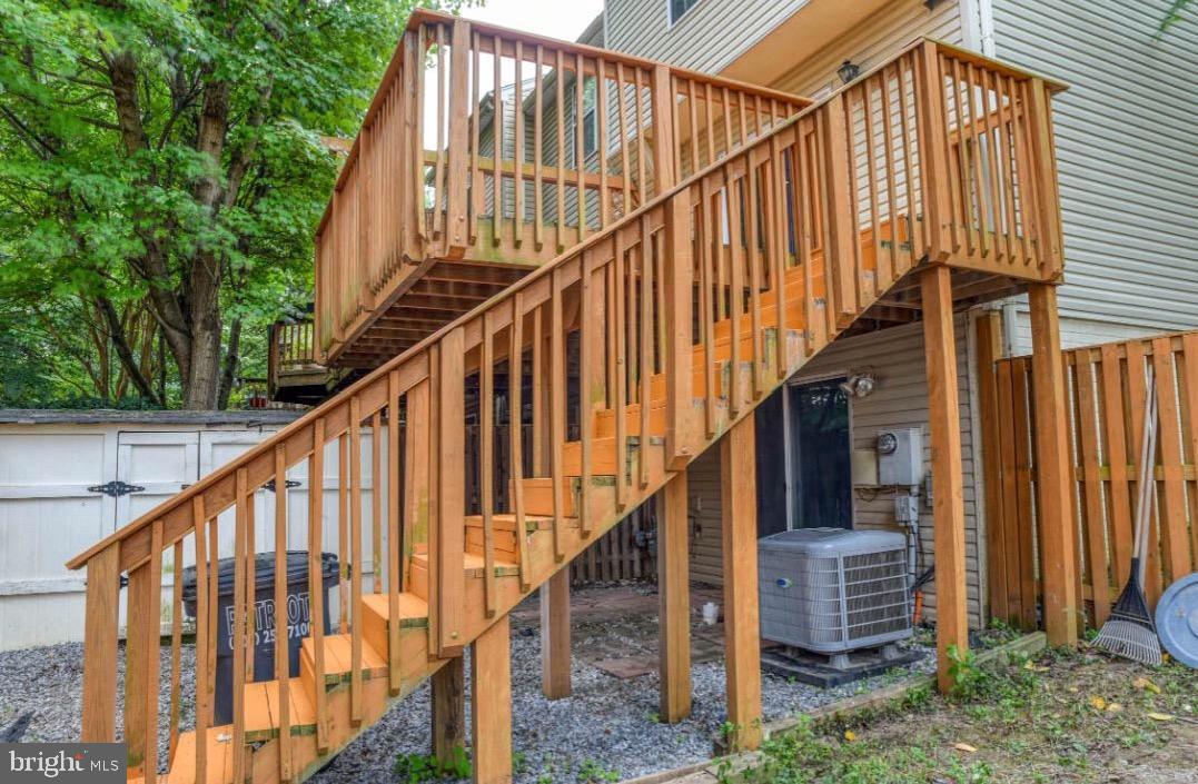 CENTREVILLE GREEN - Residential Lease