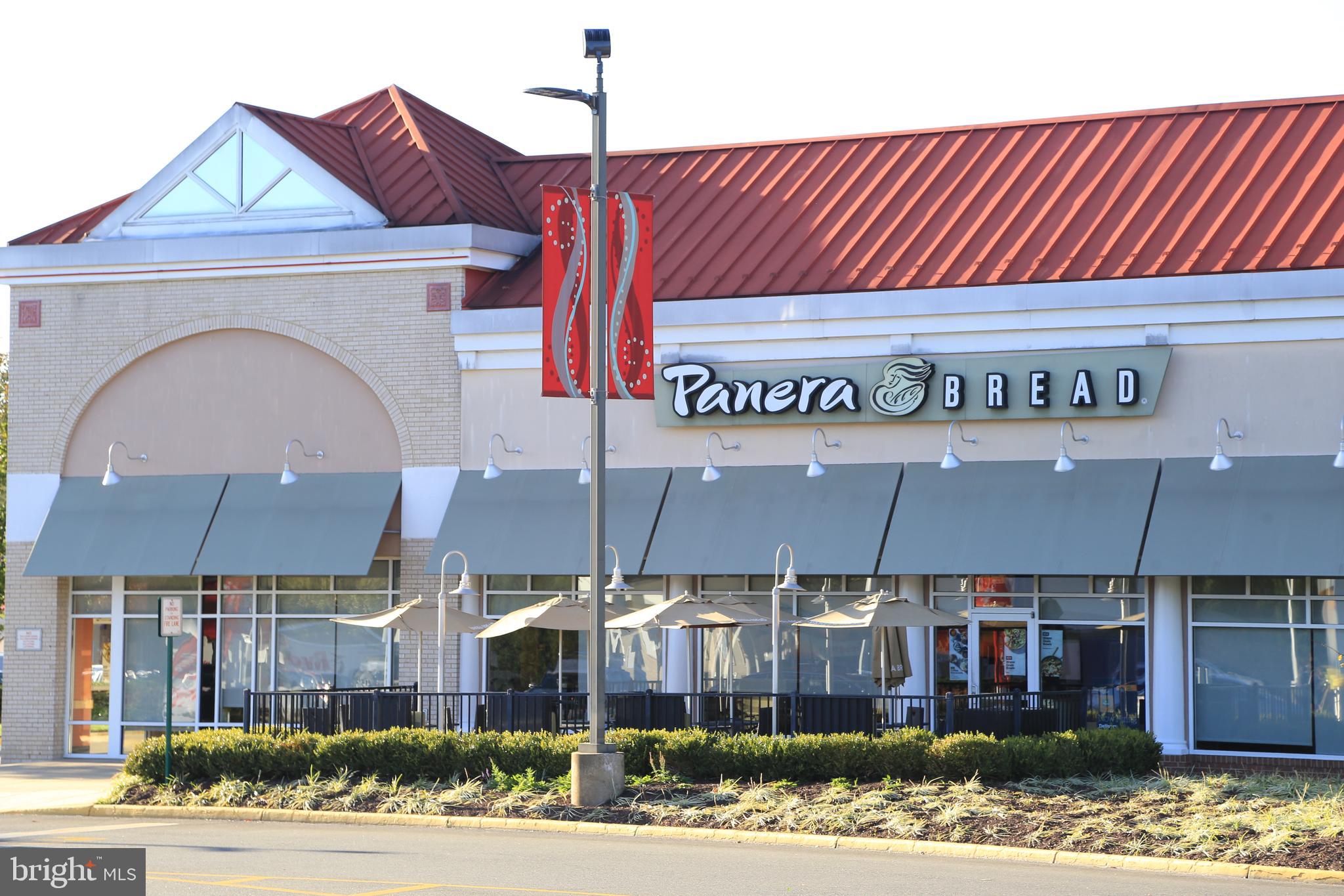 CENTREVILLE GREEN - Residential Lease