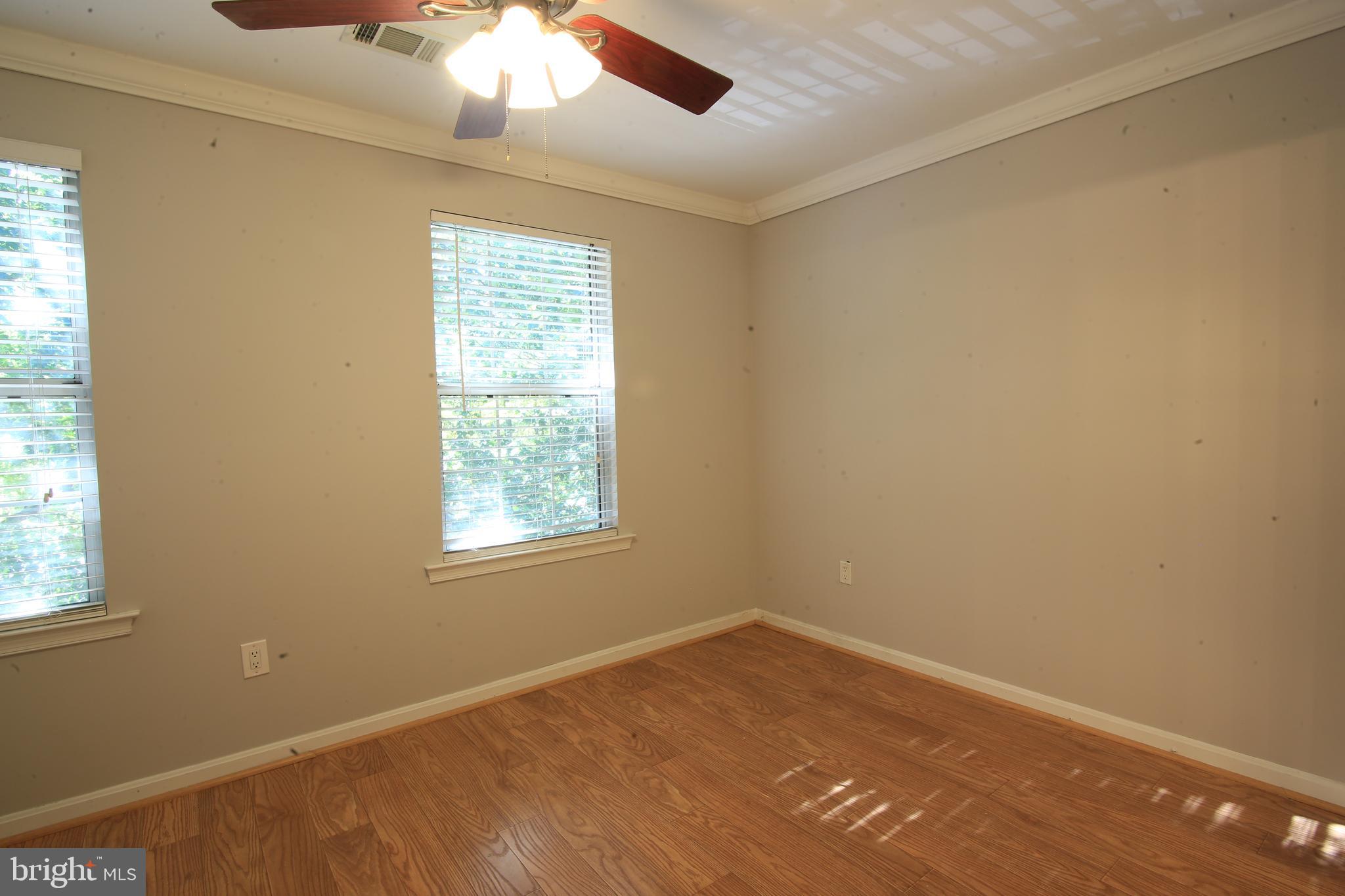 CENTREVILLE GREEN - Residential Lease