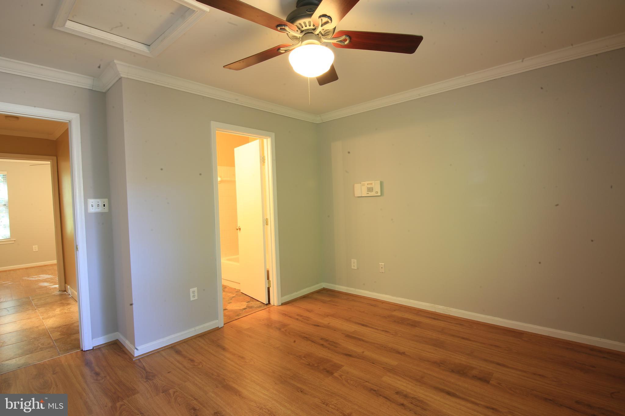 CENTREVILLE GREEN - Residential Lease