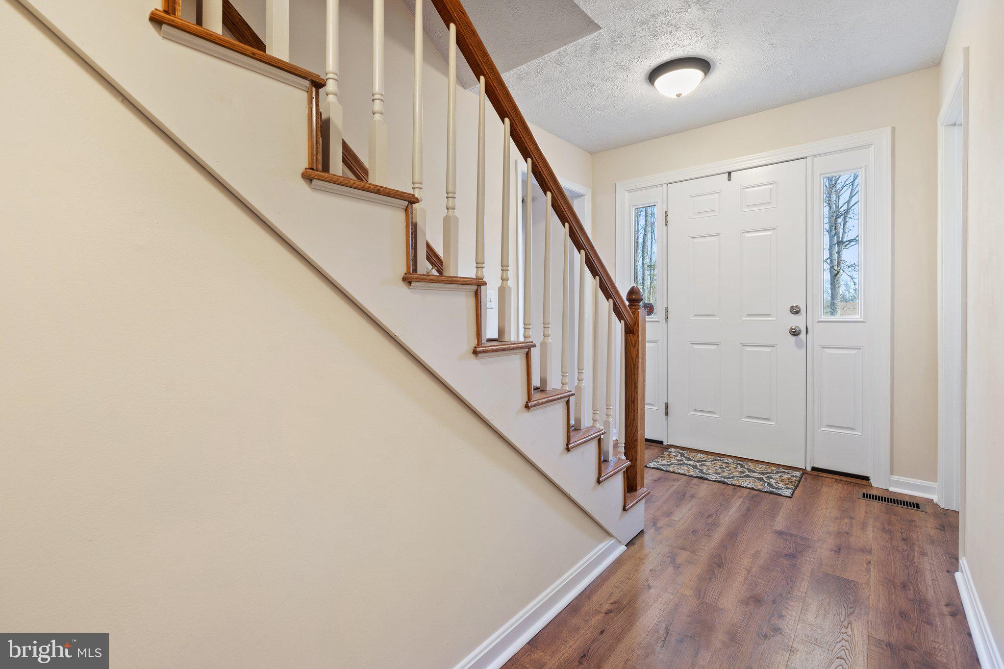 9128 WOODBROOK LANE