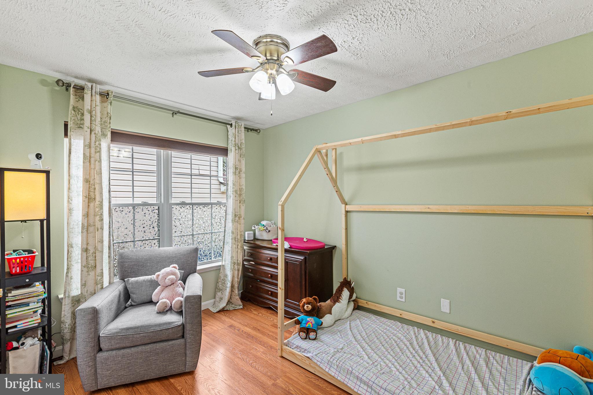 HICKORY HILLS - Residential