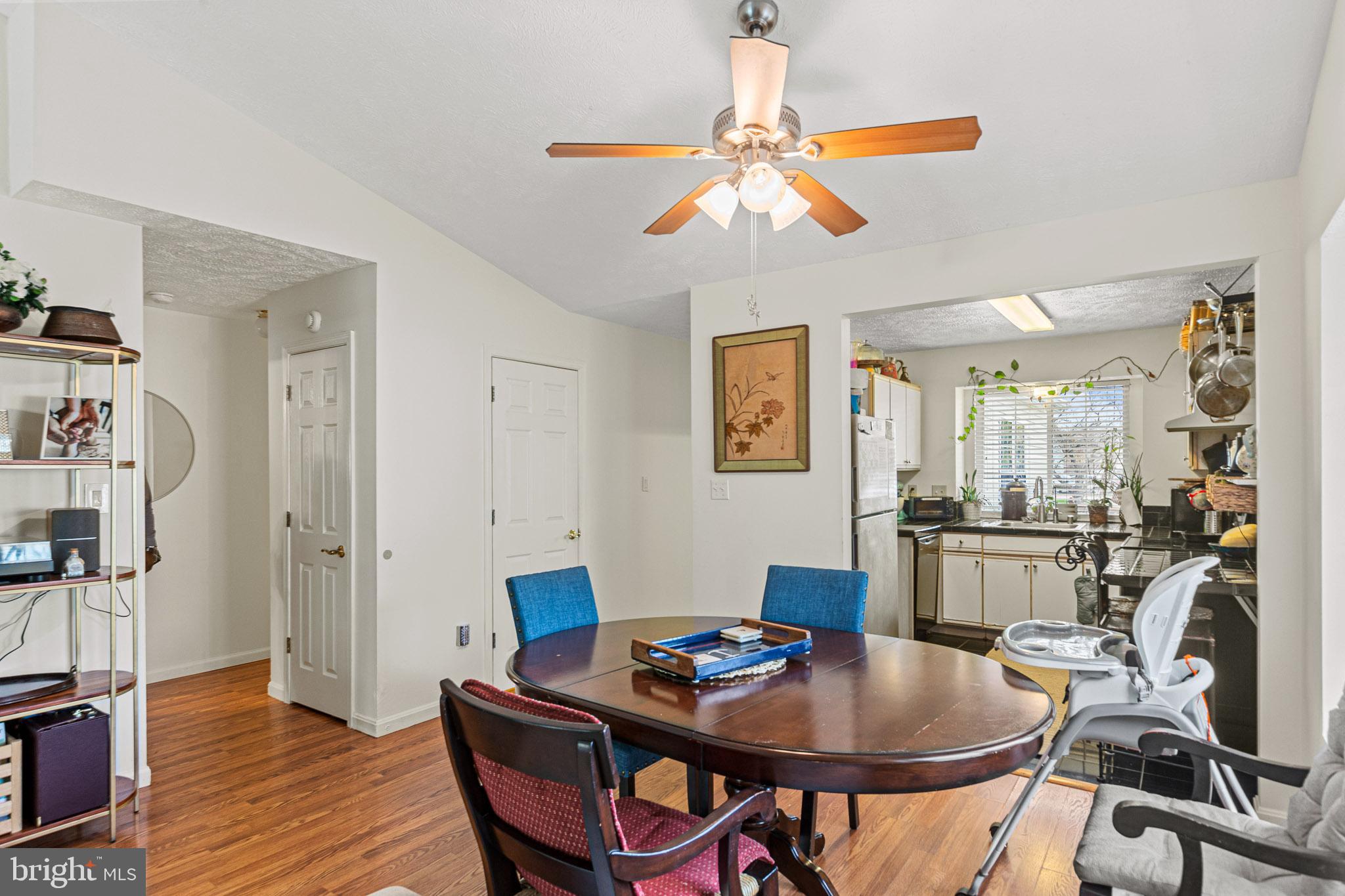 HICKORY HILLS - Residential