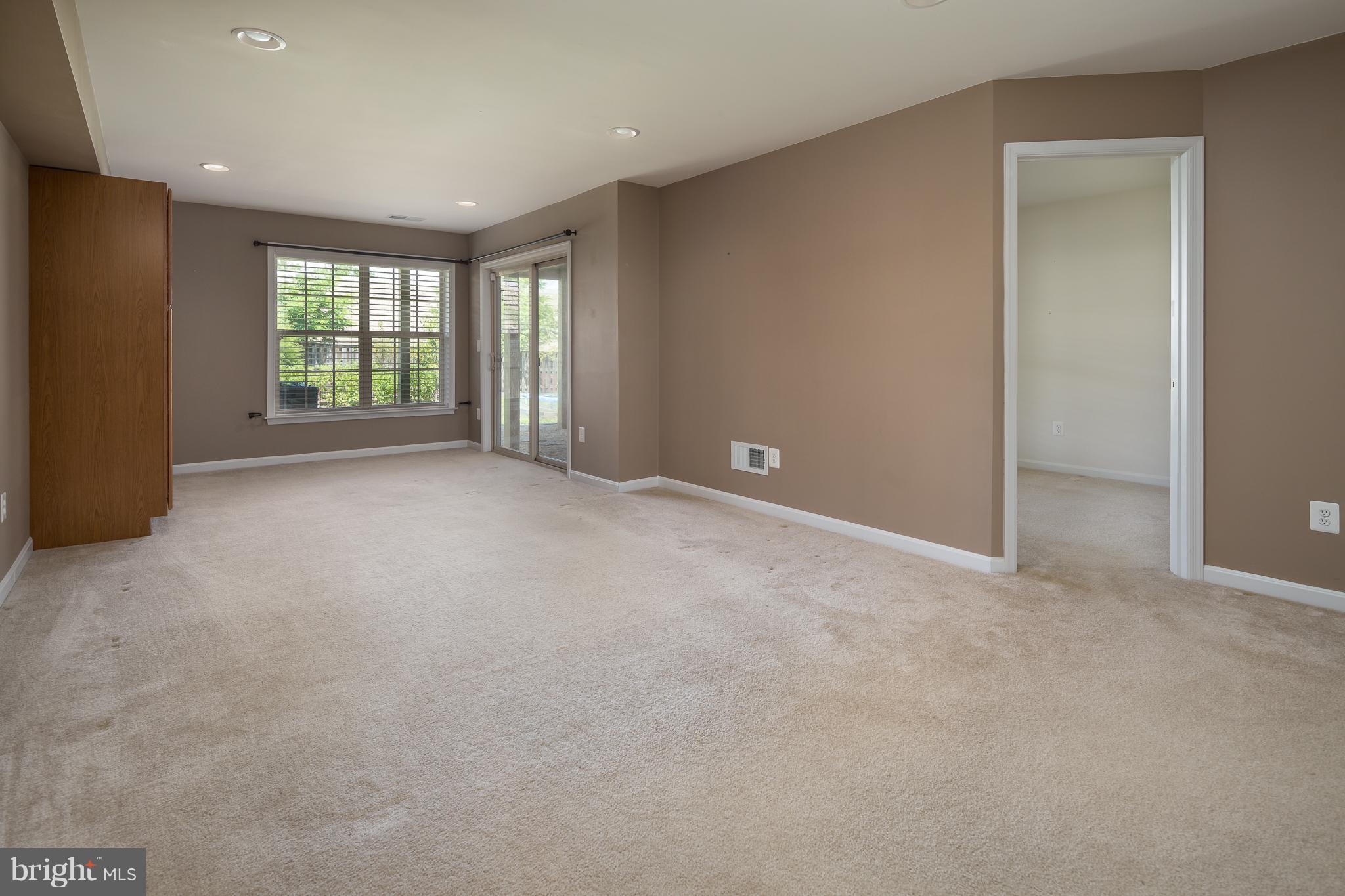 ALEXANDRAS KEEP - Residential