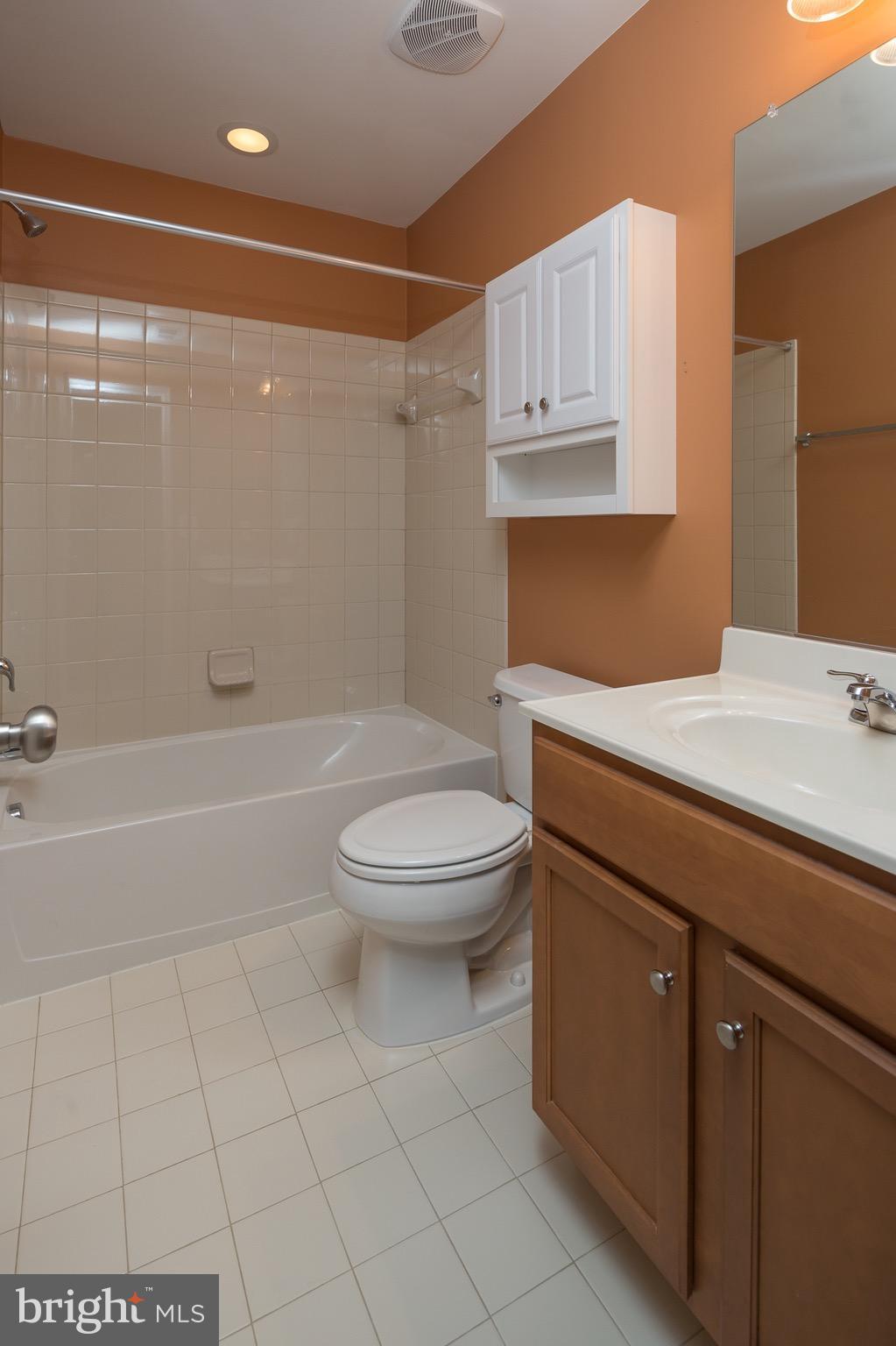 ALEXANDRAS KEEP - Residential