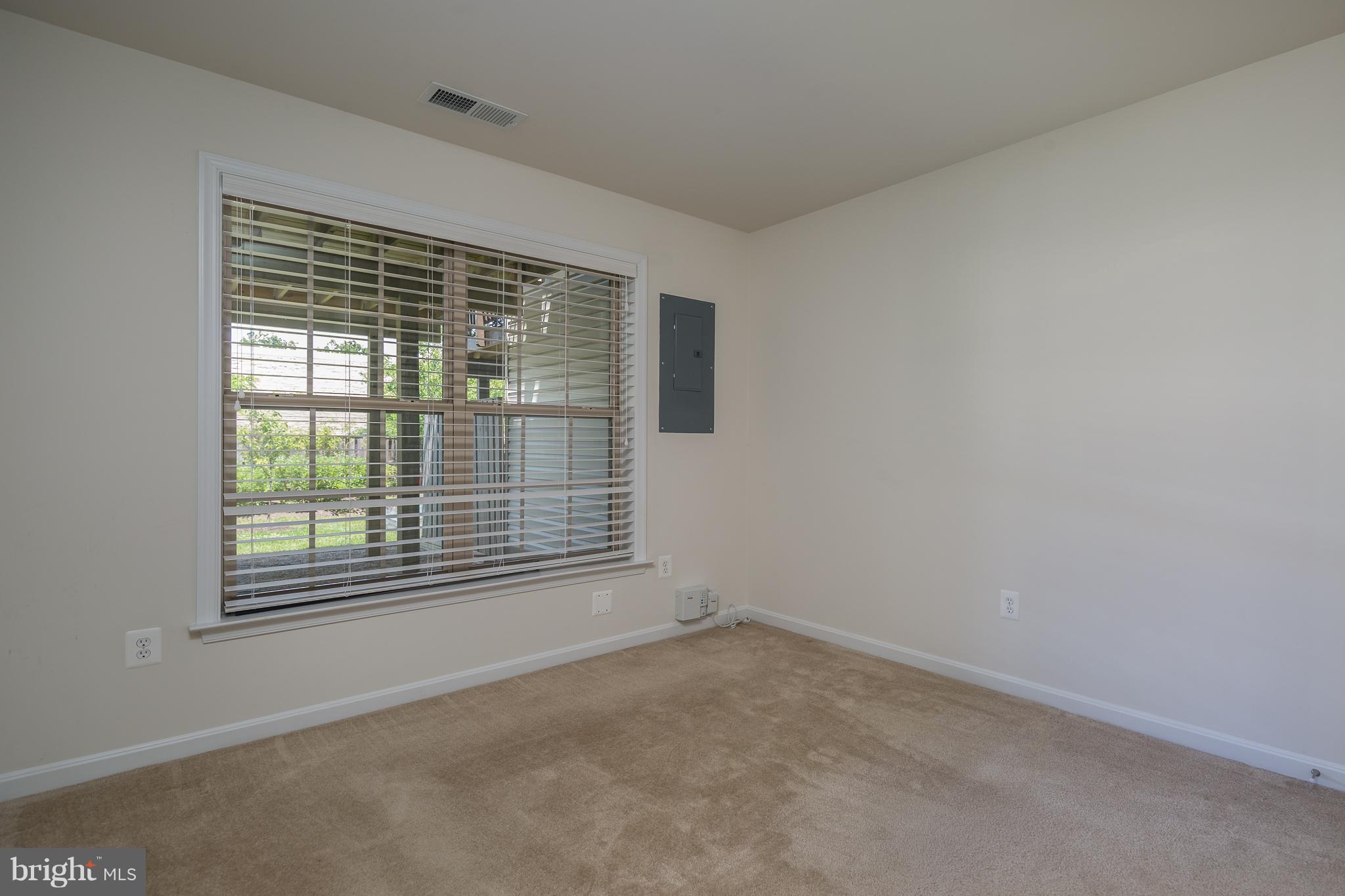 ALEXANDRAS KEEP - Residential