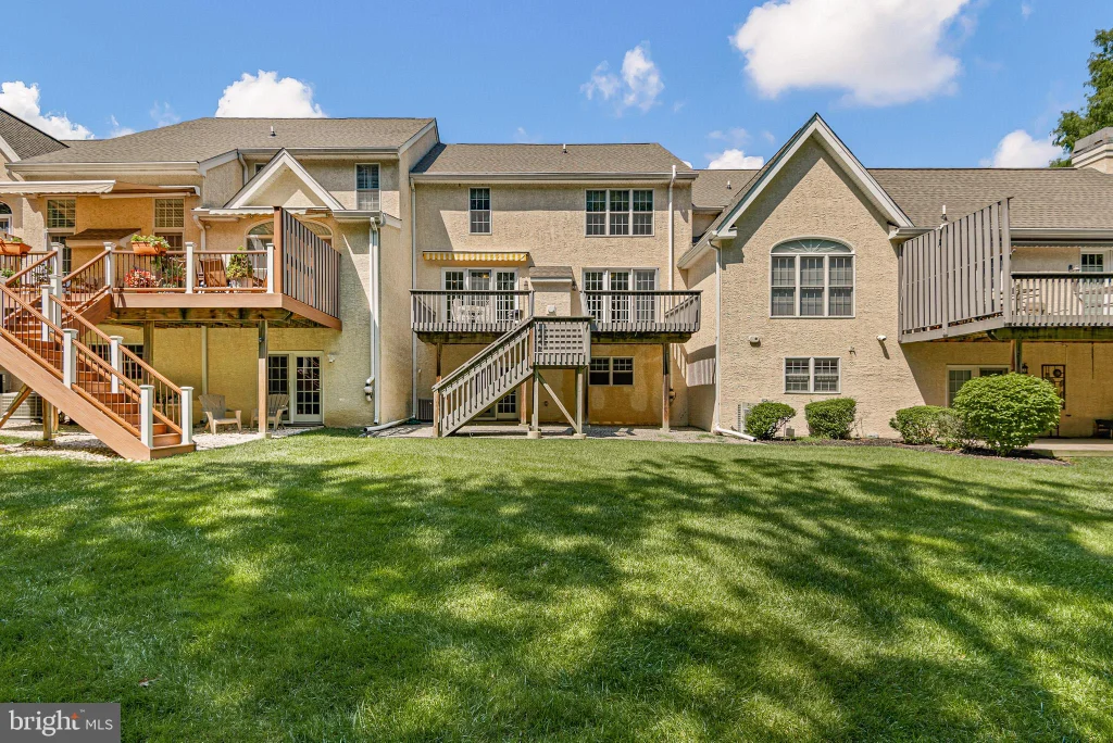14 Briarcreek Court, Newark, DE 19711