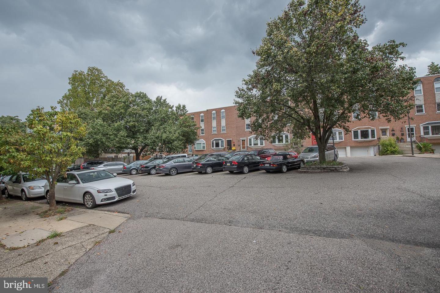 ART MUSEUM AREA - Residential Lease