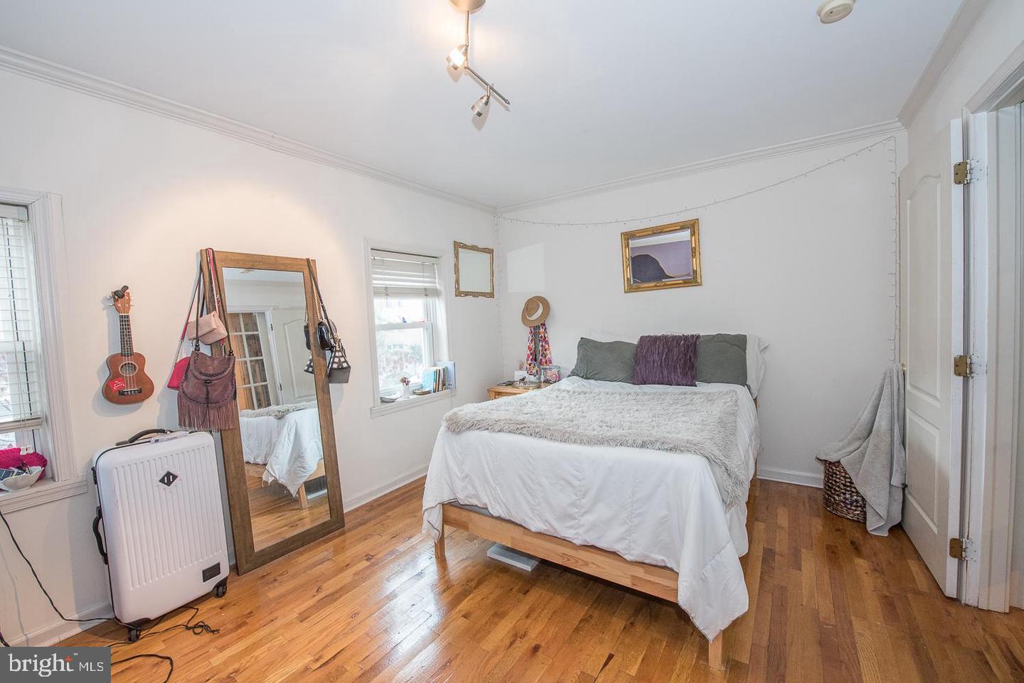 ART MUSEUM AREA - Residential Lease