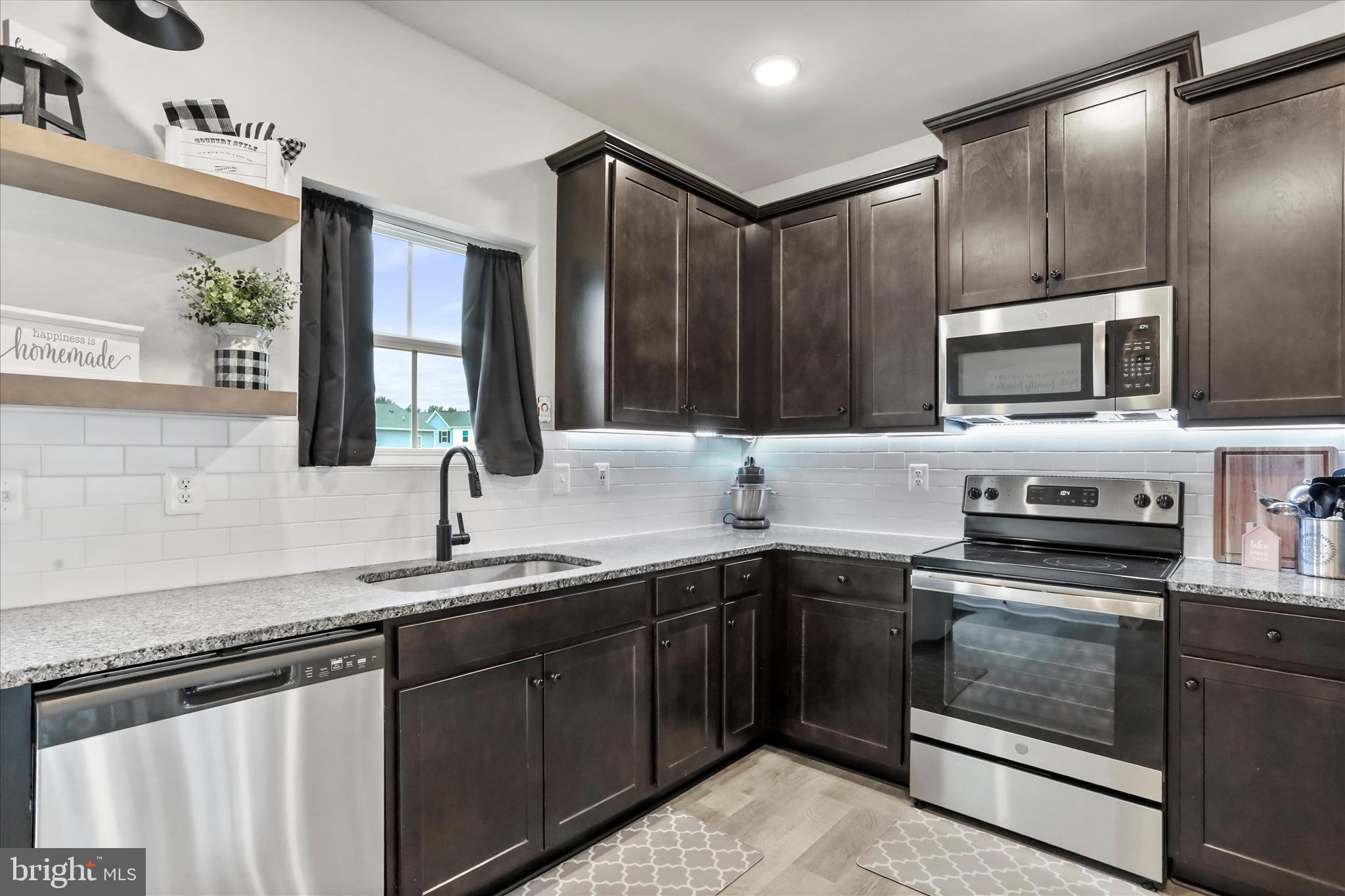 DILLON FARM - Residential