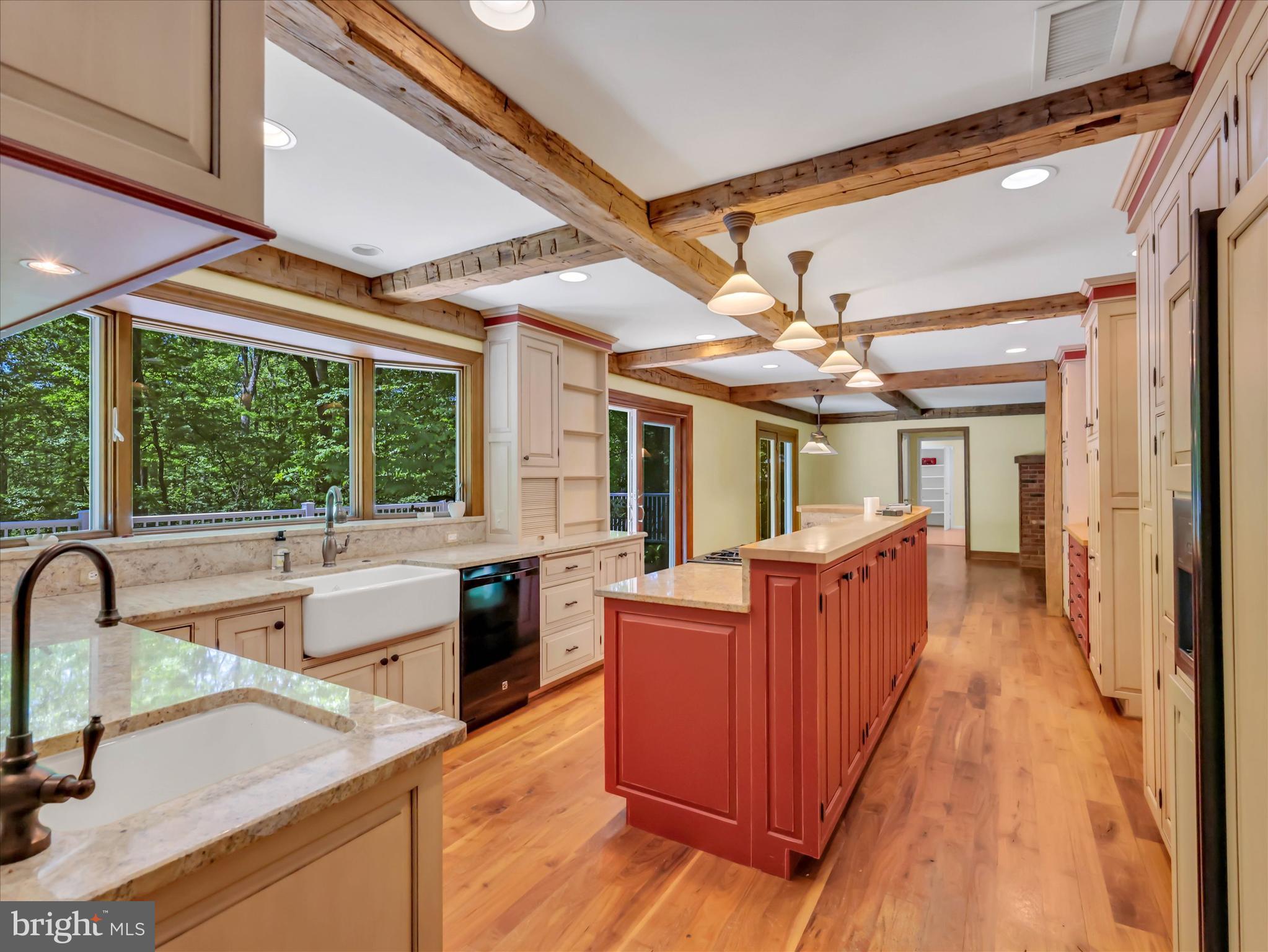 POTOMAC STATION - Residential