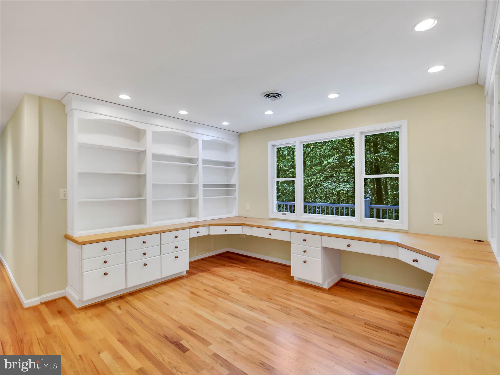 POTOMAC STATION - Residential