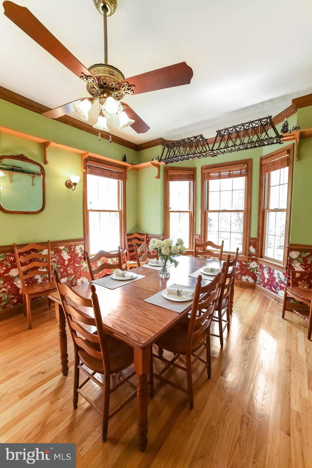 WHITE OAK - Residential