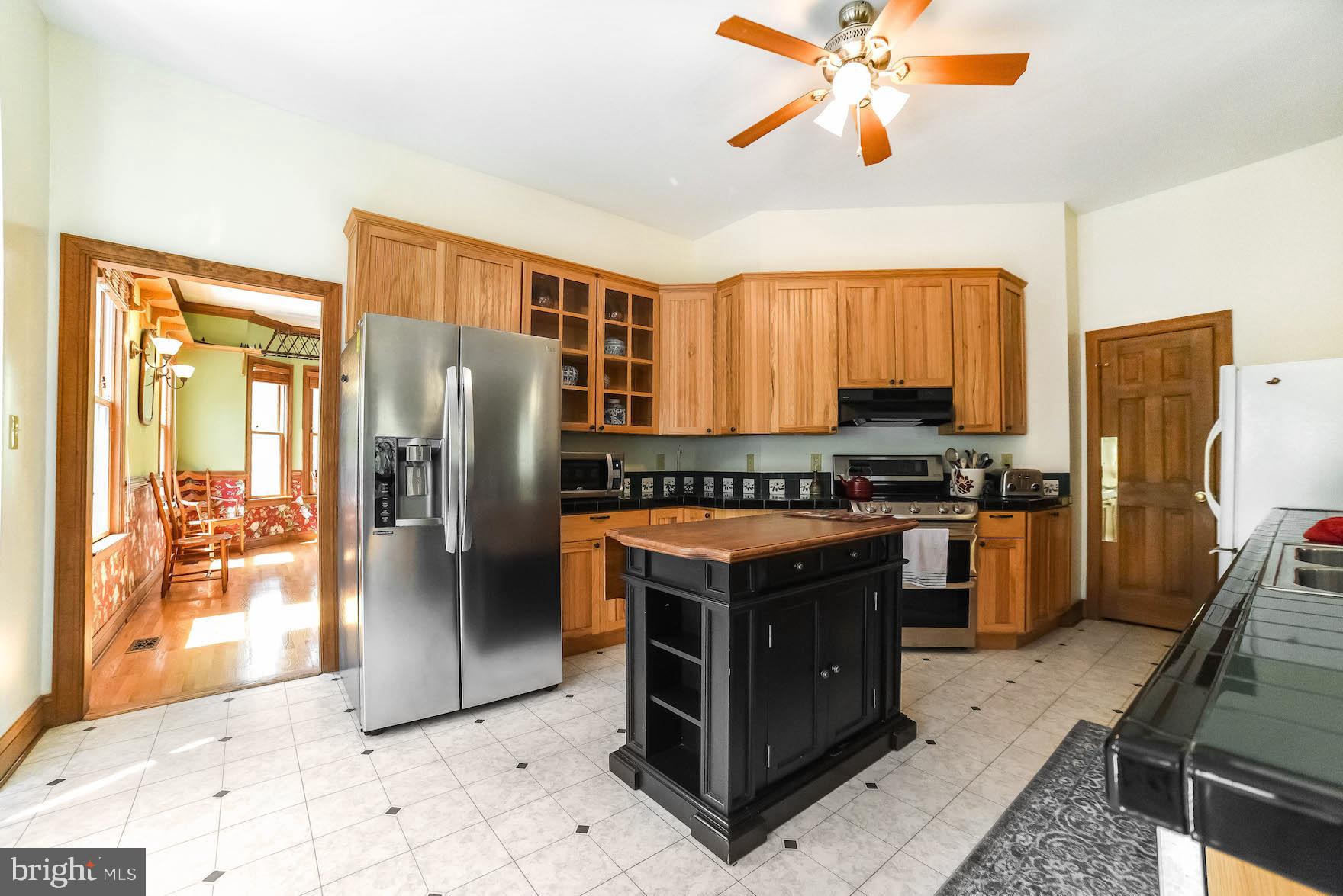 WHITE OAK - Residential