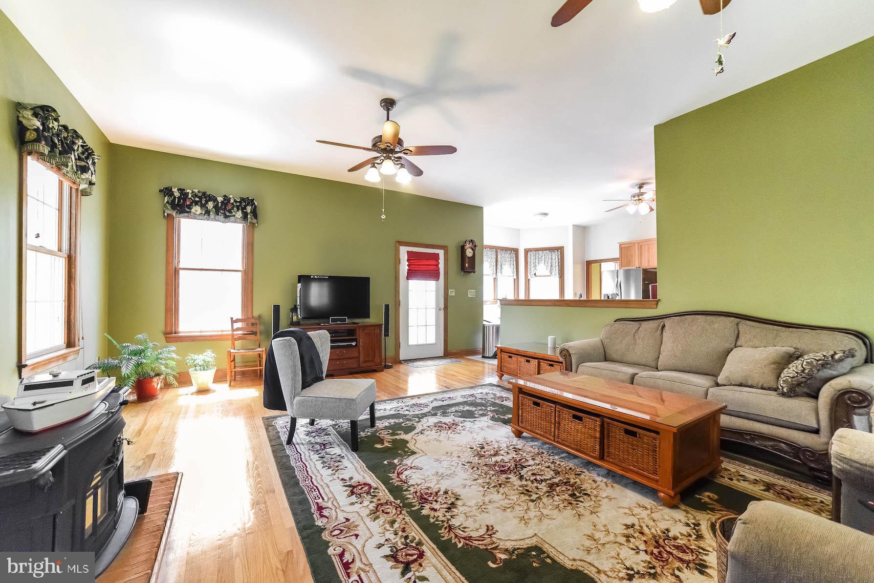 WHITE OAK - Residential