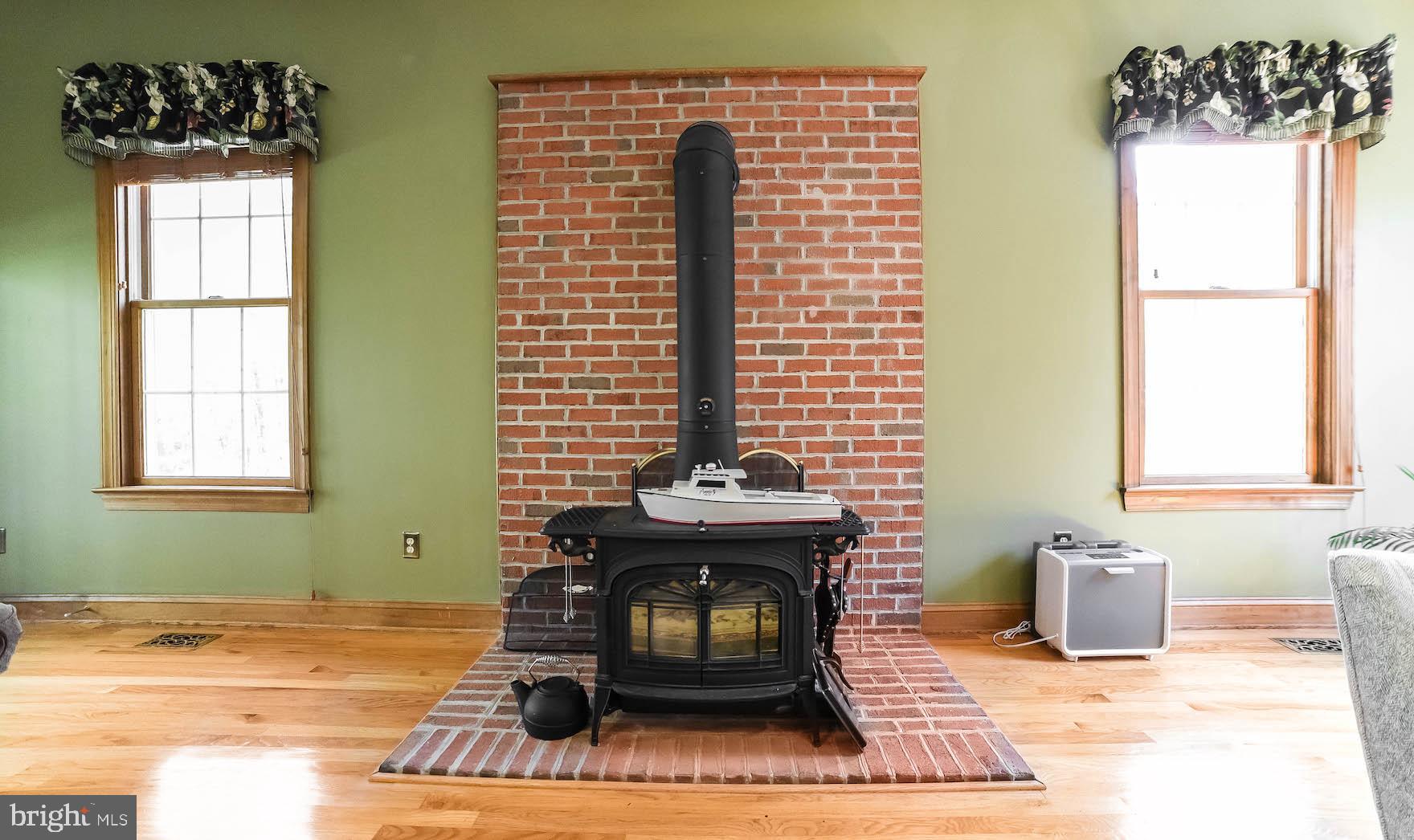 WHITE OAK - Residential