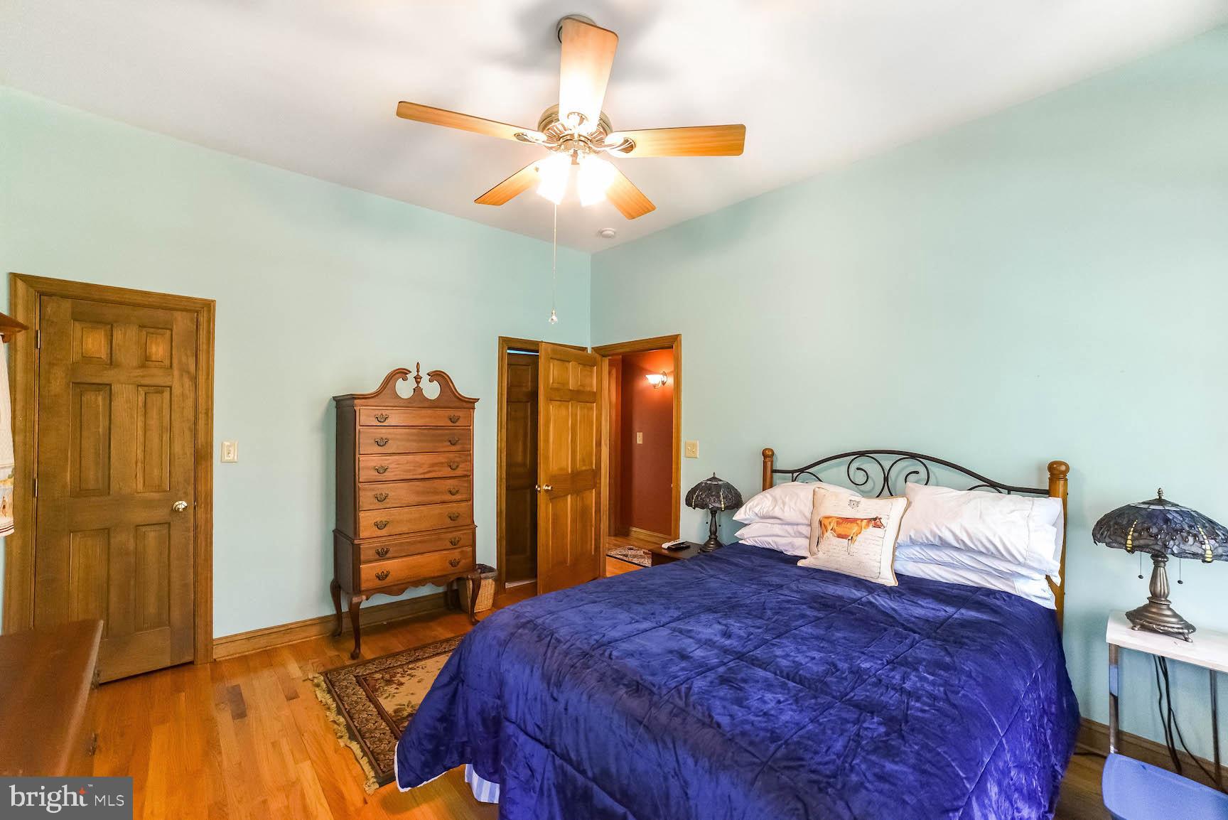 WHITE OAK - Residential