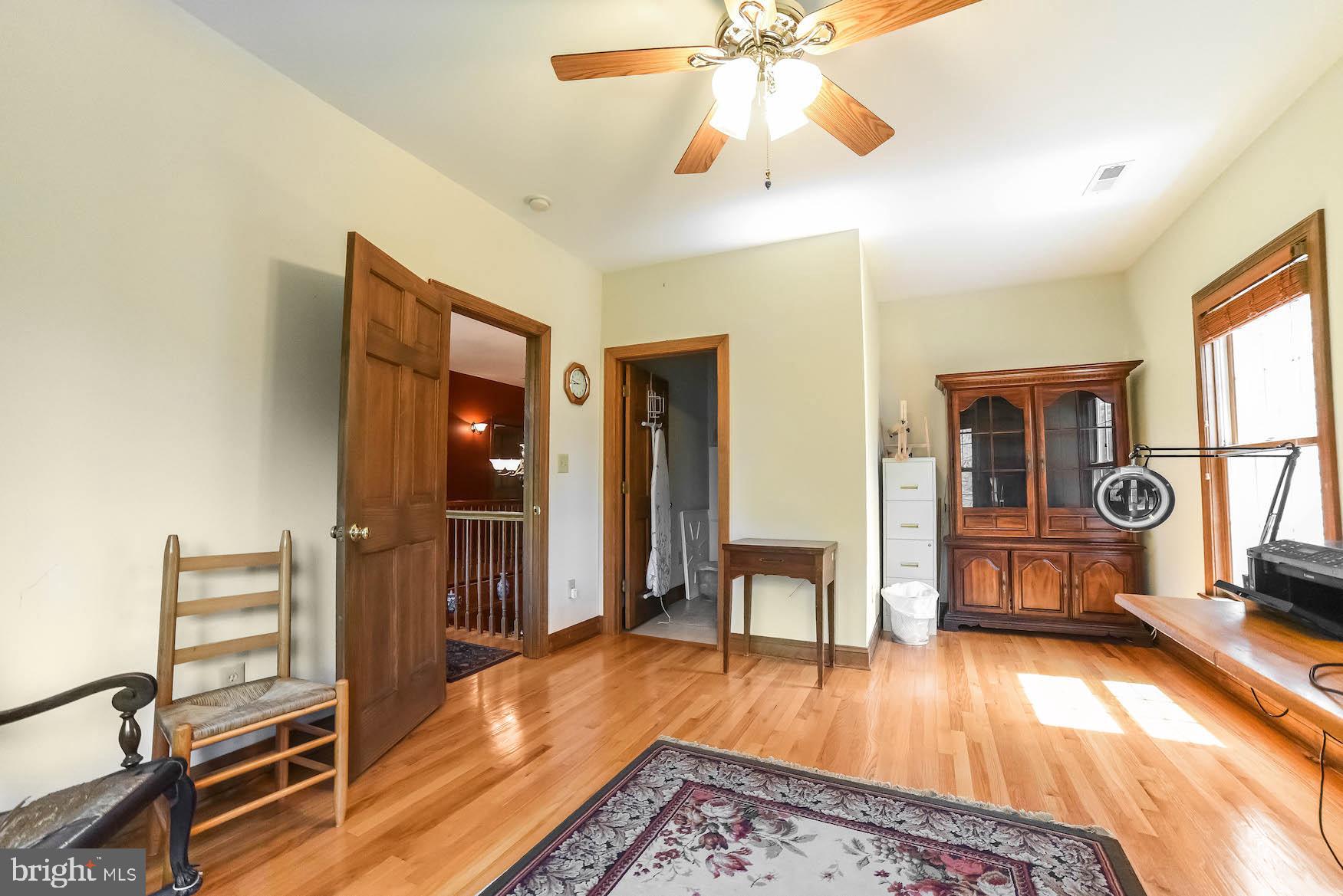 WHITE OAK - Residential