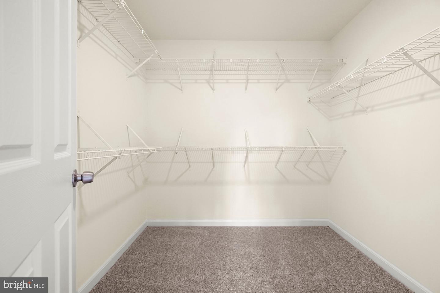 STONERIDGE CONDOMINIUMS - Residential