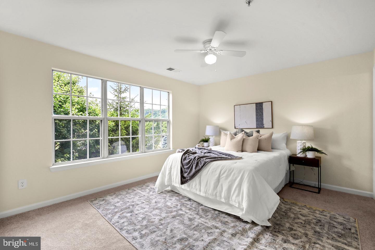 STONERIDGE CONDOMINIUMS - Residential