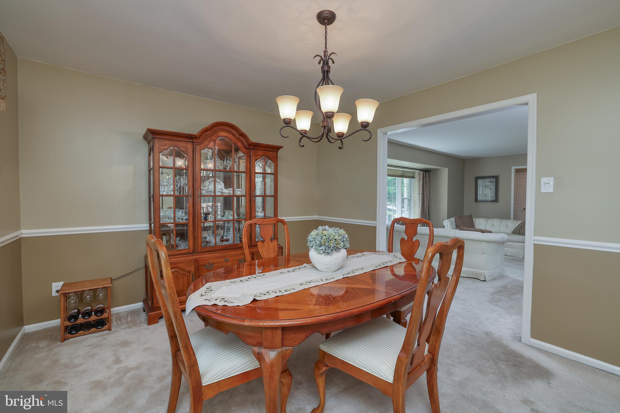 QUEENS GRANT - Residential