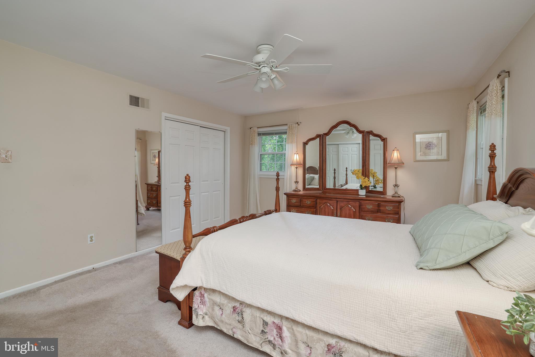 QUEENS GRANT - Residential