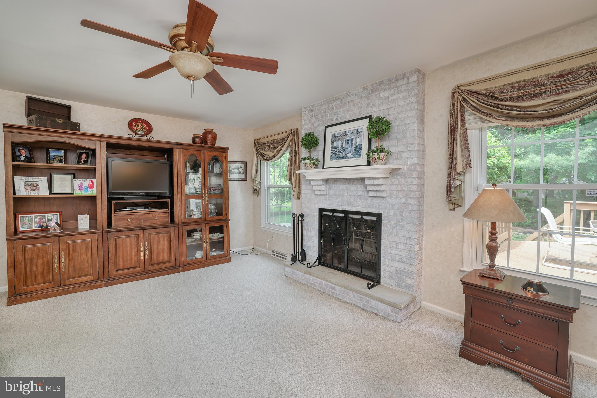 QUEENS GRANT - Residential