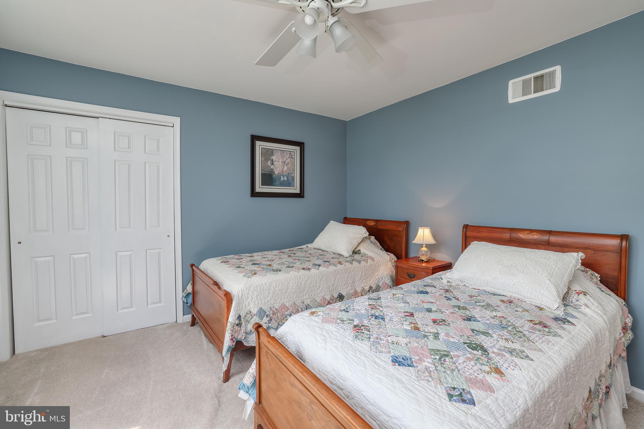 QUEENS GRANT - Residential