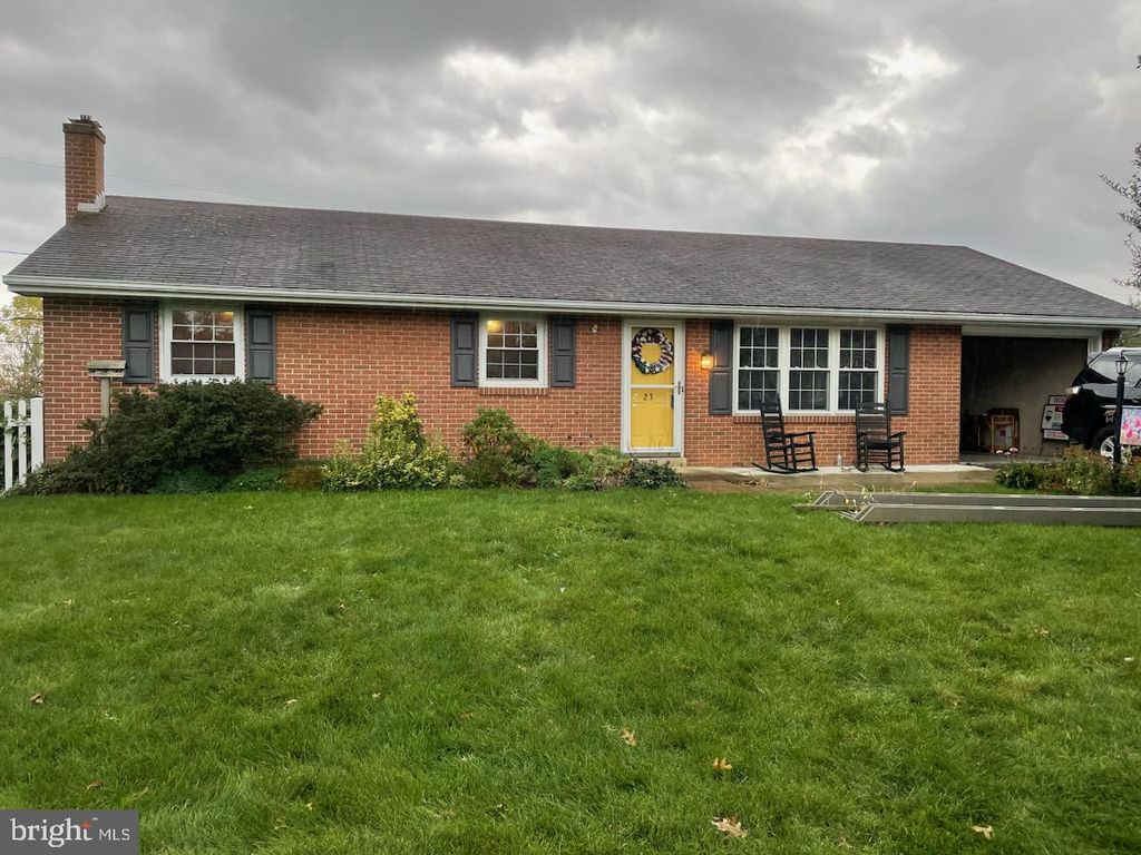 Photo of 23 HILLCREST DR, MANHEIM, PA 17545 (MLS # PALA2039292)