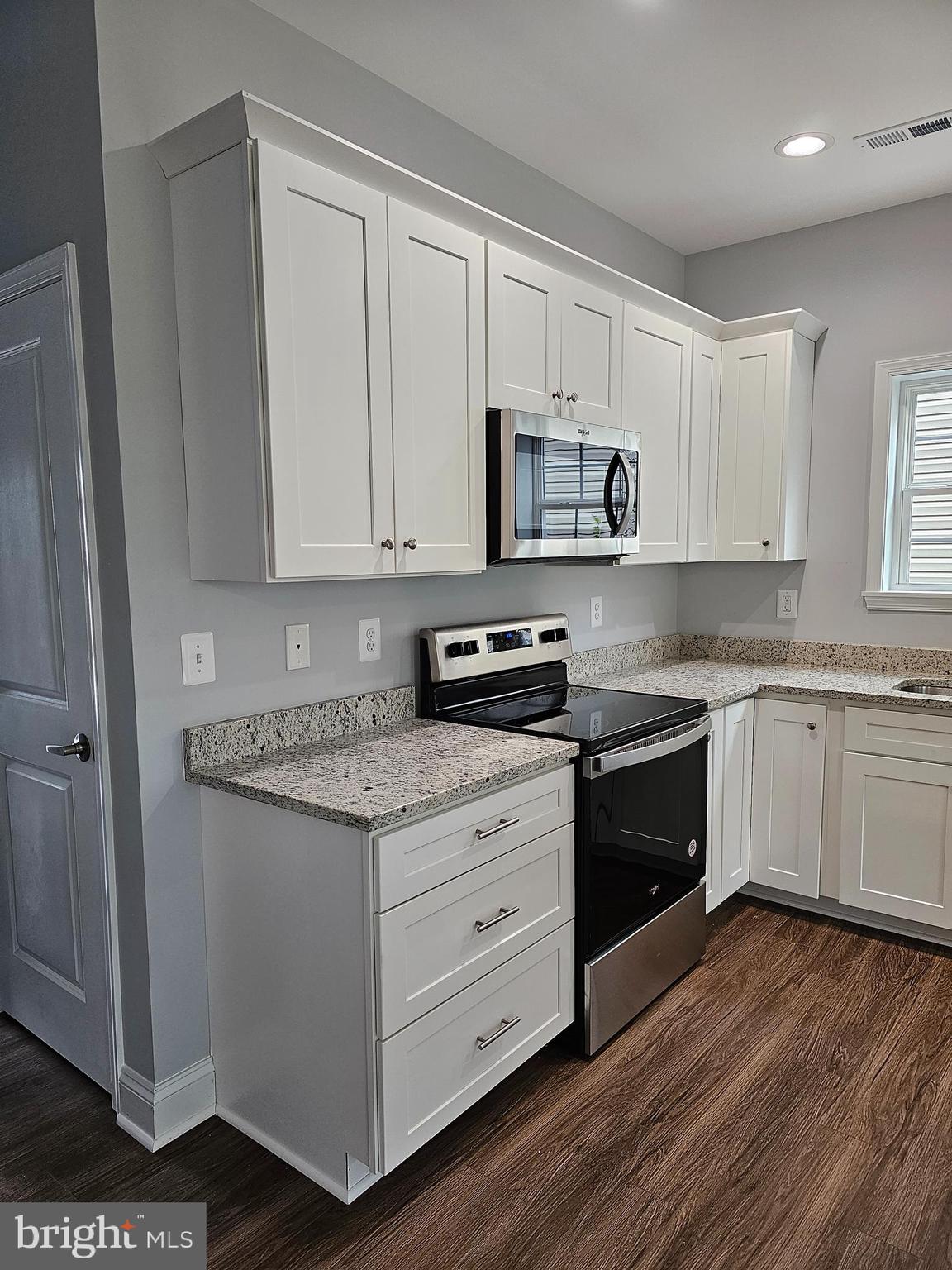 PINE WHIFF BEACH - Residential