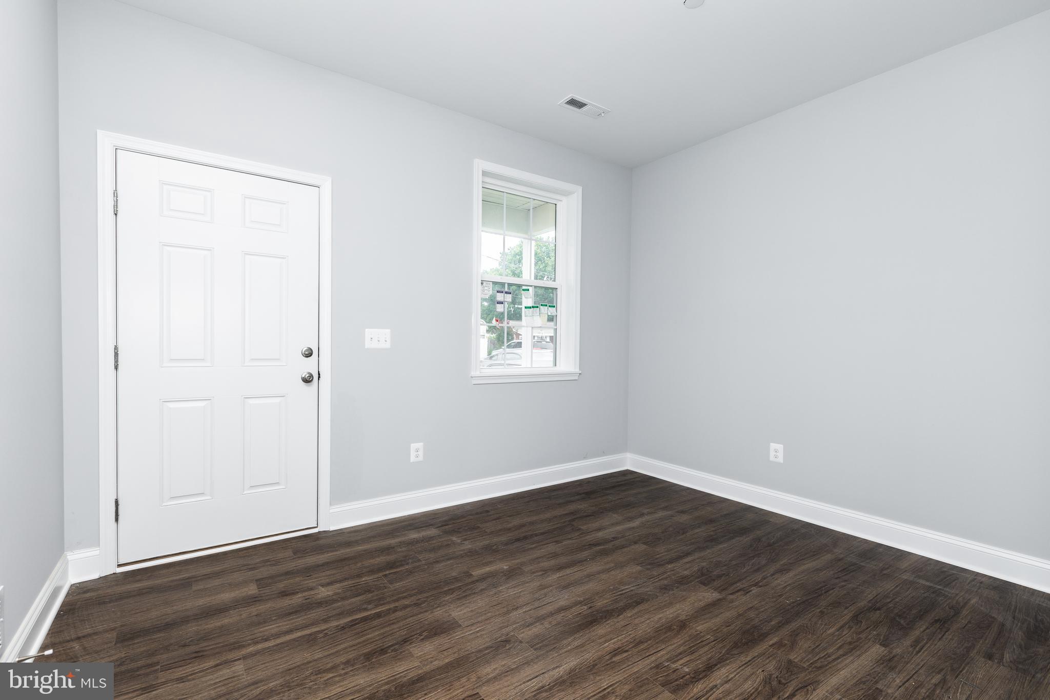 PINE WHIFF BEACH - Residential